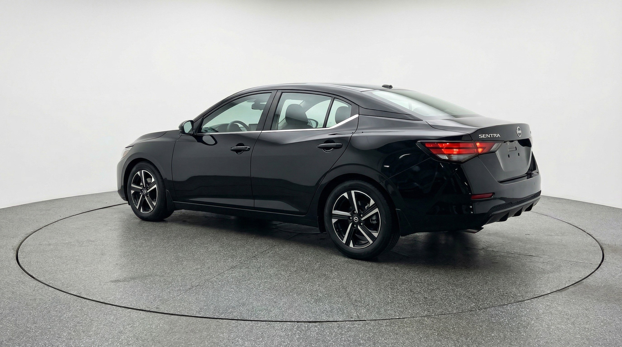 Thumbnail: 2025 Nissan Sentra - 5