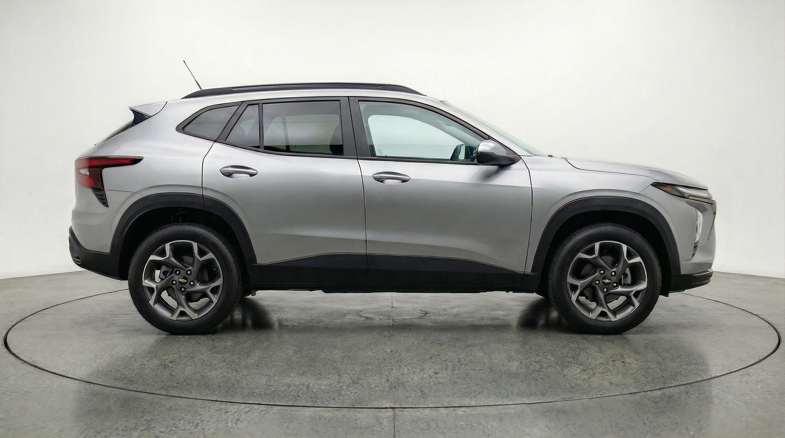 Thumbnail: 2025 Chevrolet Trax - 9