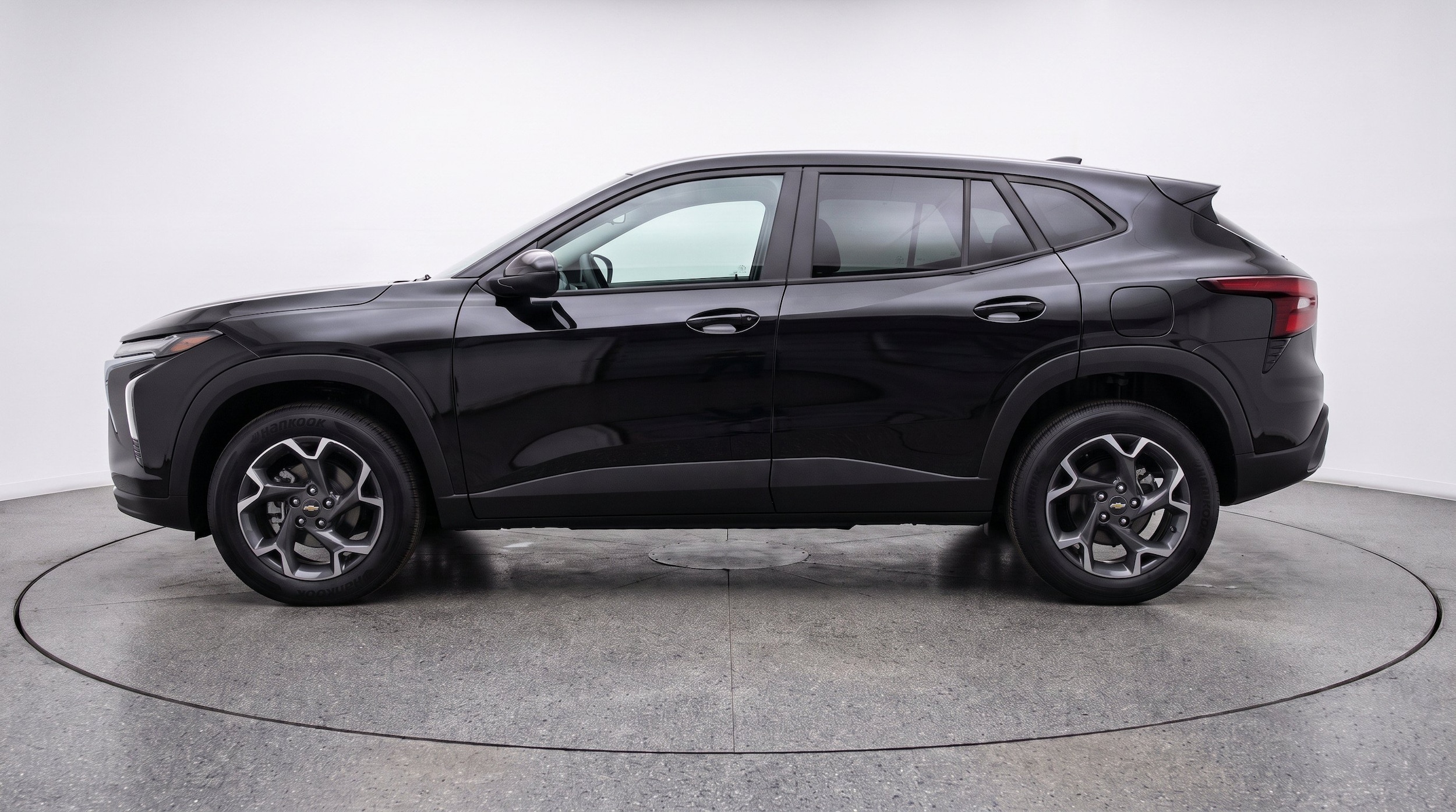 Thumbnail: 2025 Chevrolet Trax - 5