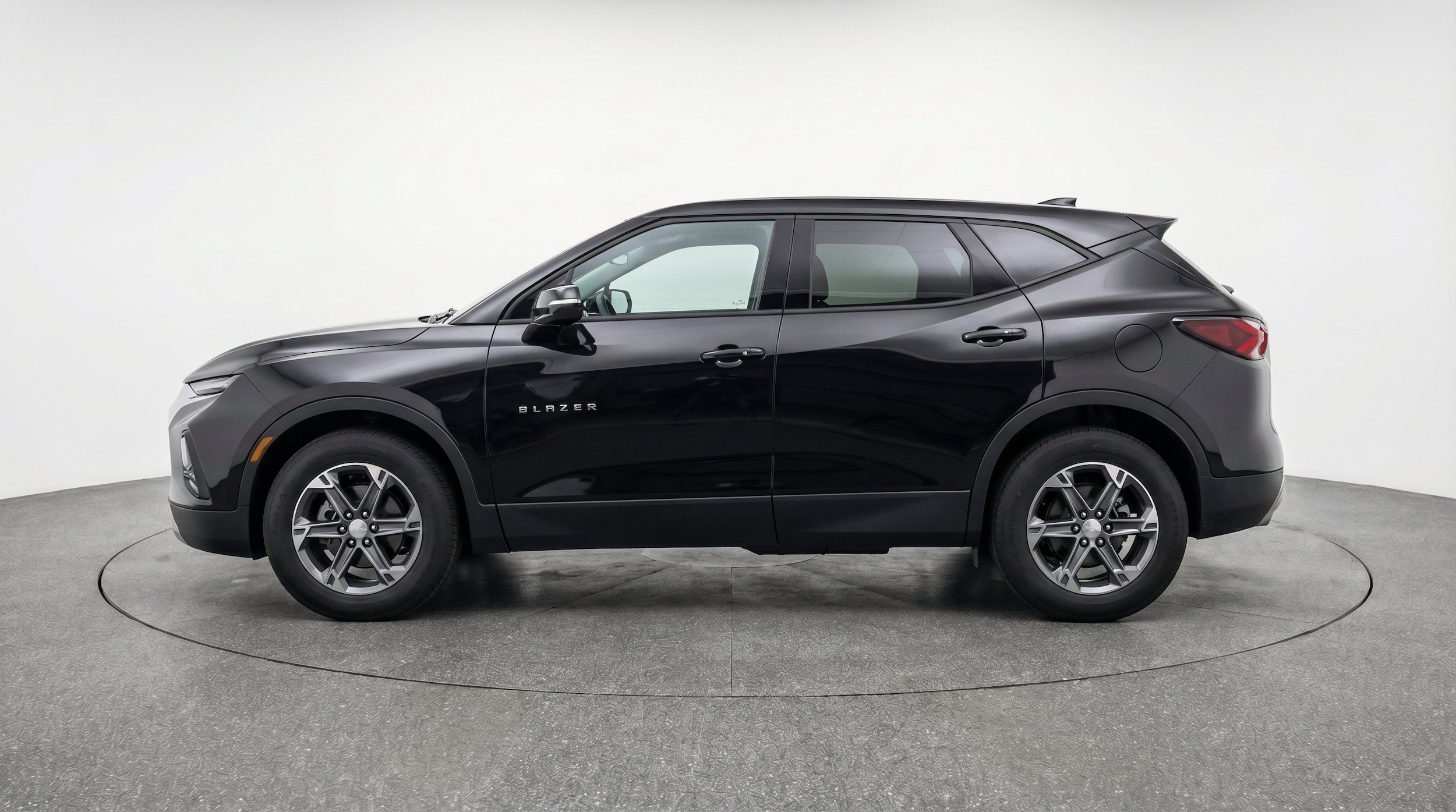 Thumbnail: 2026 Chevrolet Blazer - 3