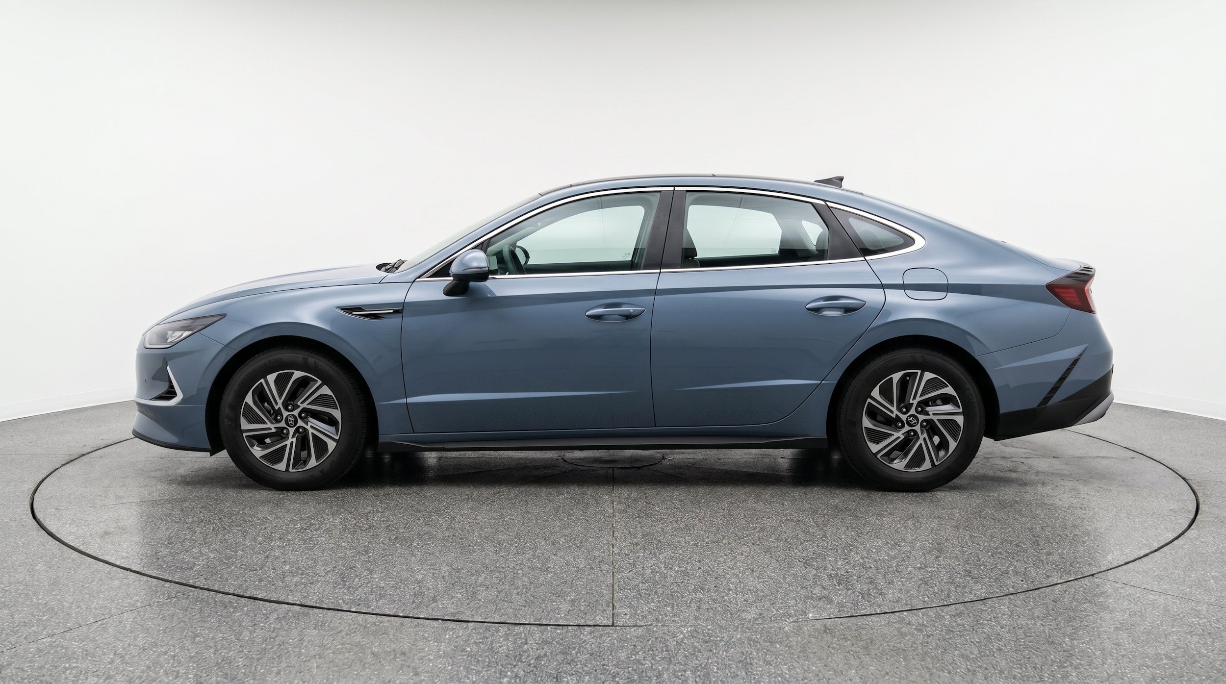 Thumbnail: 2026 Hyundai Sonata - 3