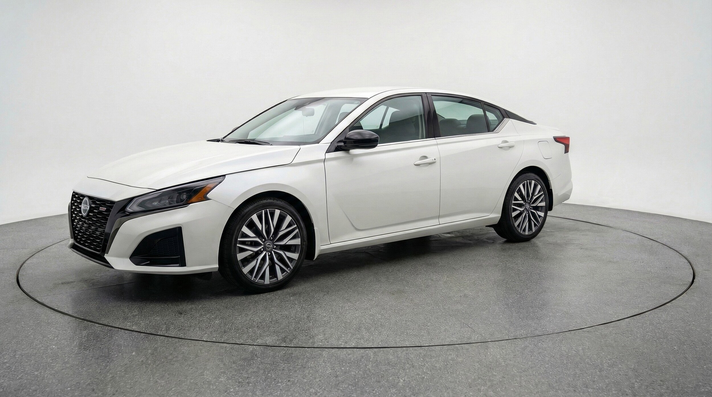 Thumbnail: 2025 Nissan Altima - 2