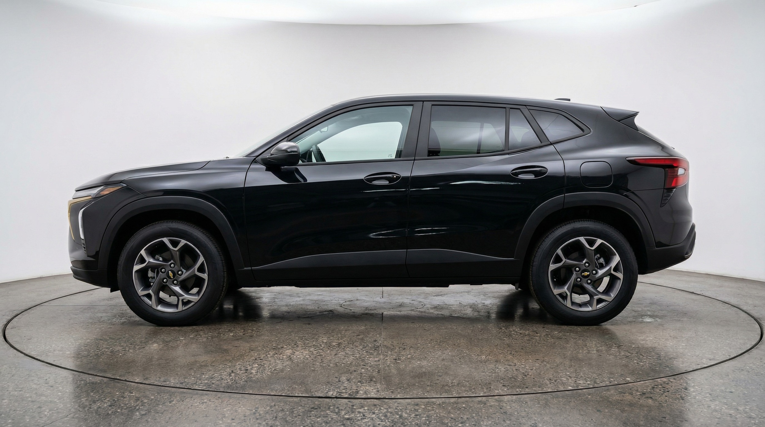 Thumbnail: 2025 Chevrolet Trax - 4