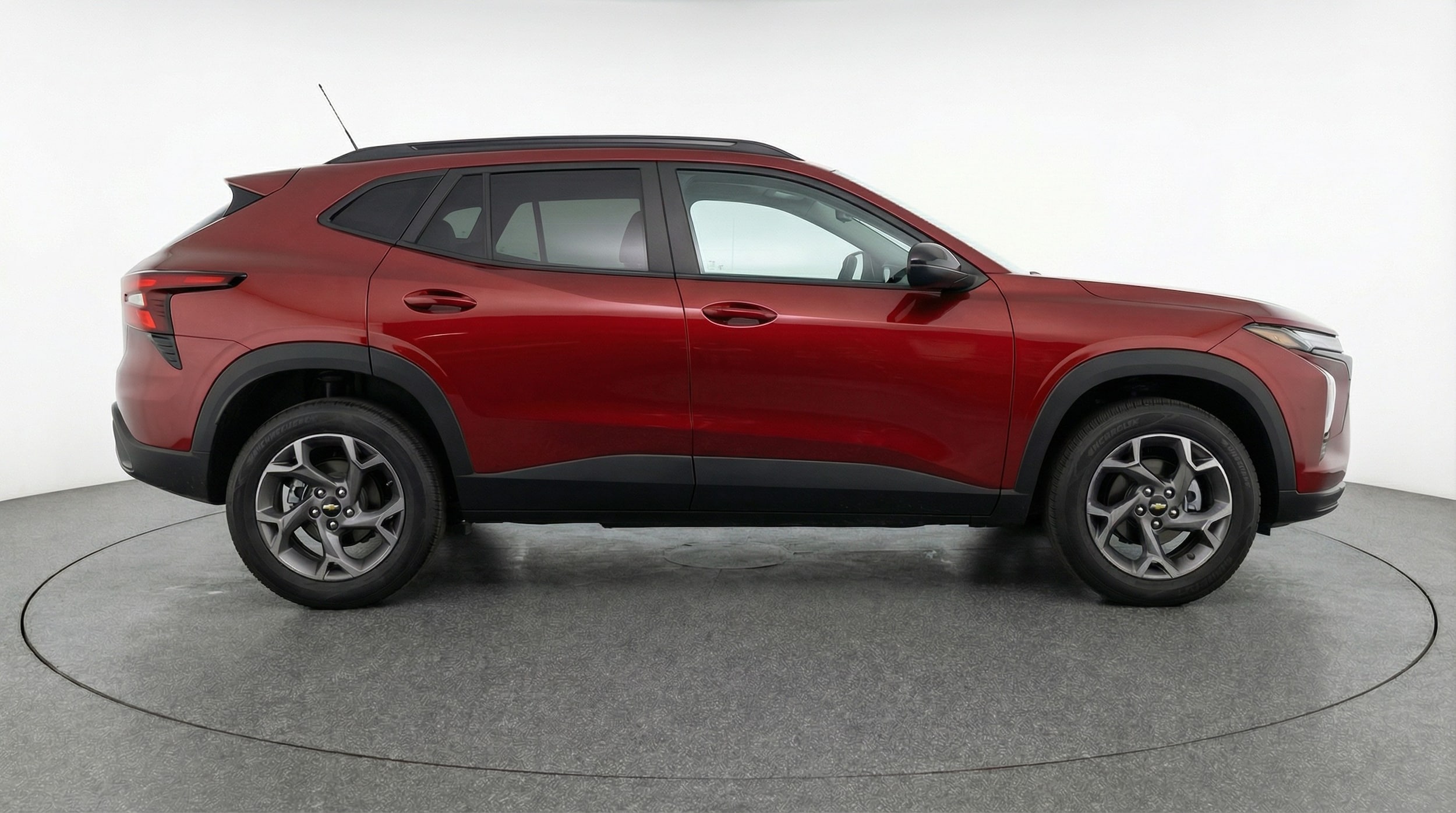 Thumbnail: 2025 Chevrolet Trax - 8