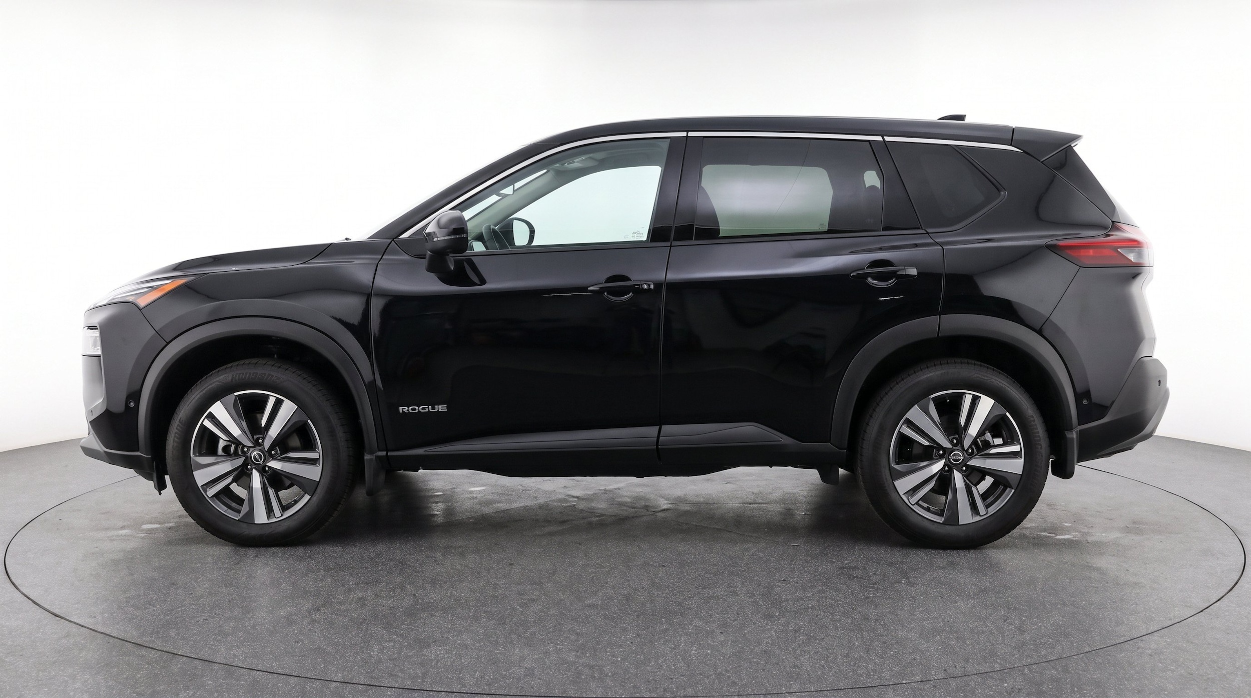 Thumbnail: 2026 Nissan Rogue - 5