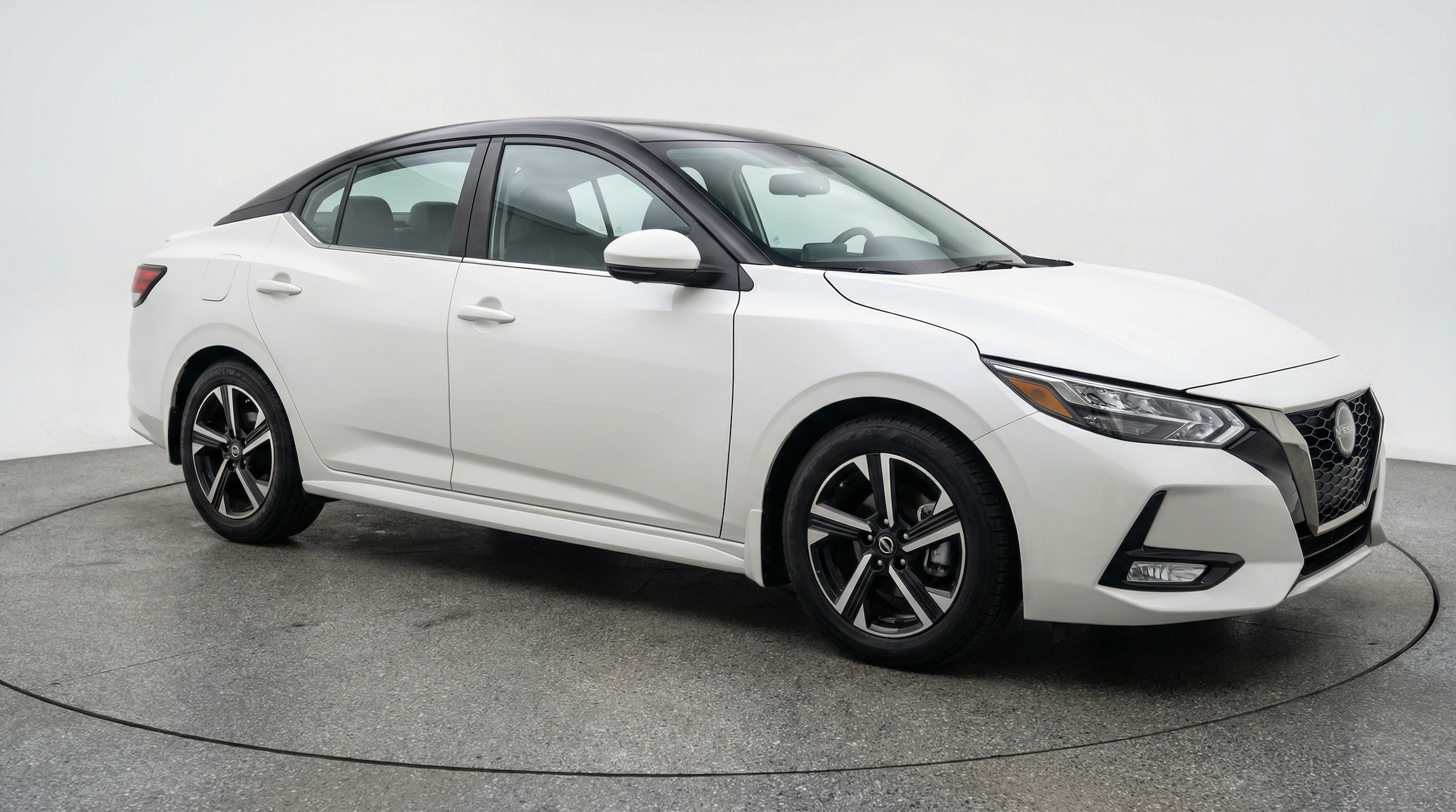 Thumbnail: 2025 Nissan Sentra - 1