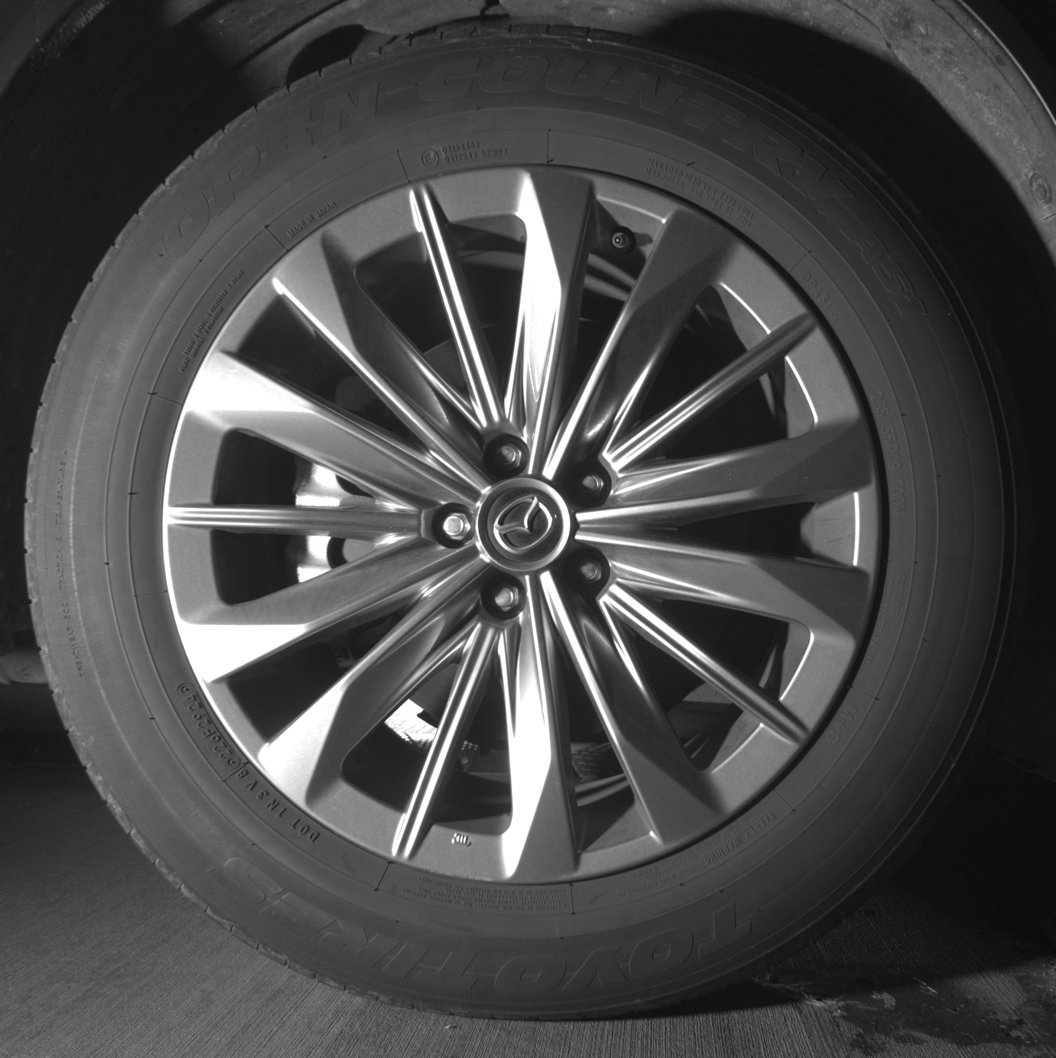 Thumbnail: 2025 Mazda CX-90 - 10