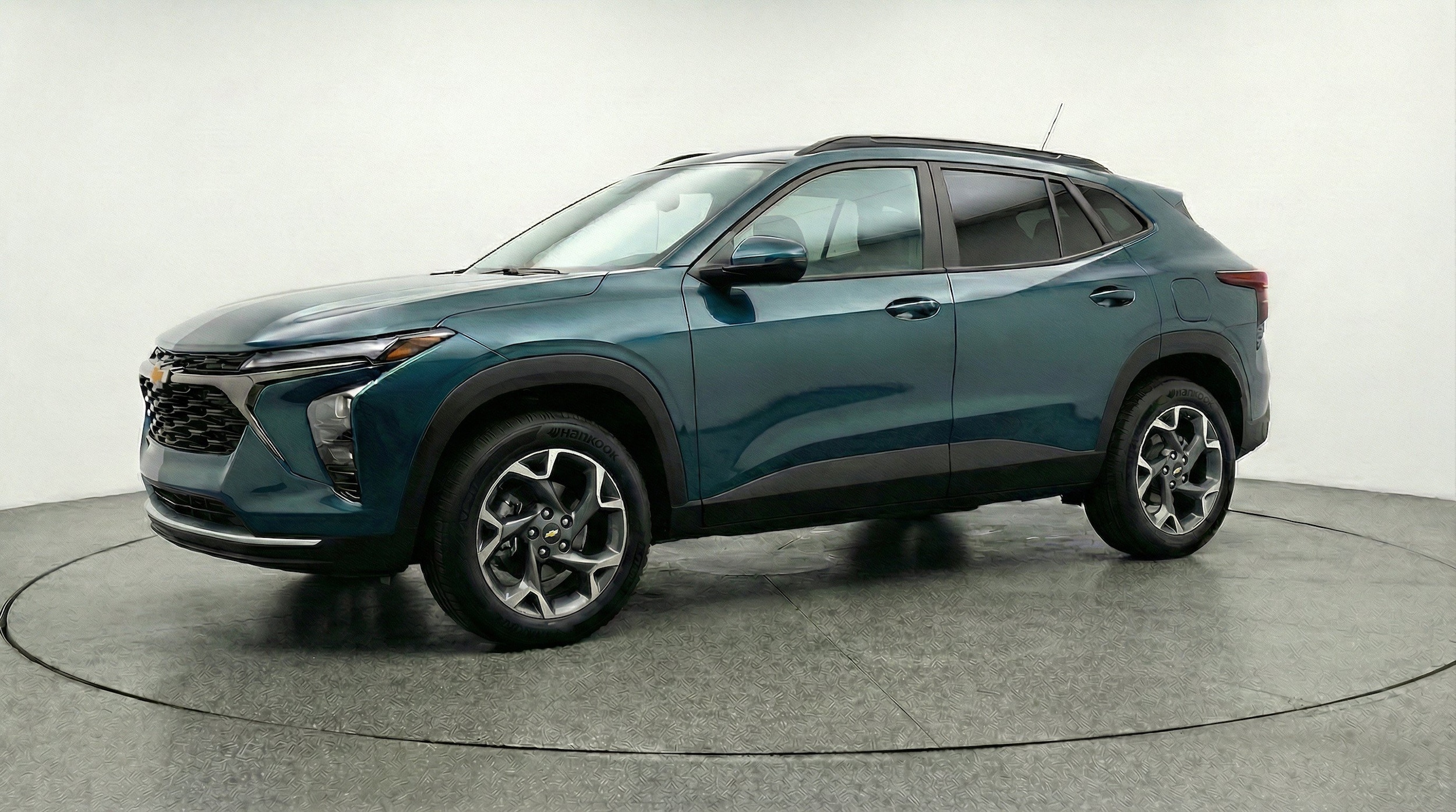Thumbnail: 2025 Chevrolet Trax - 2