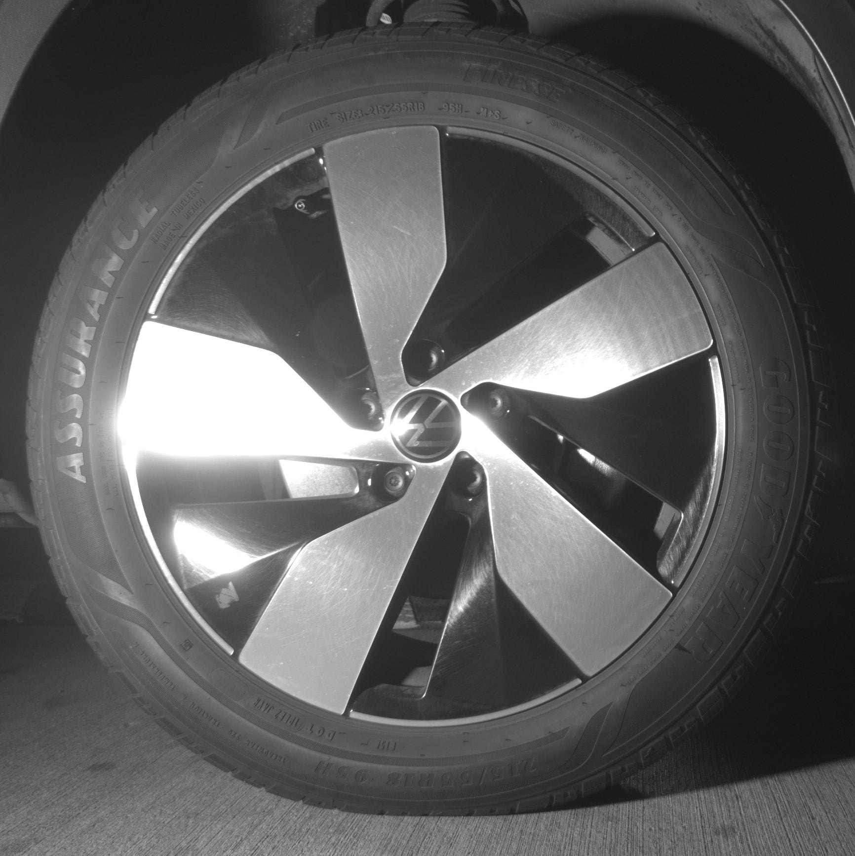 Thumbnail: 2025 Volkswagen Taos - 10