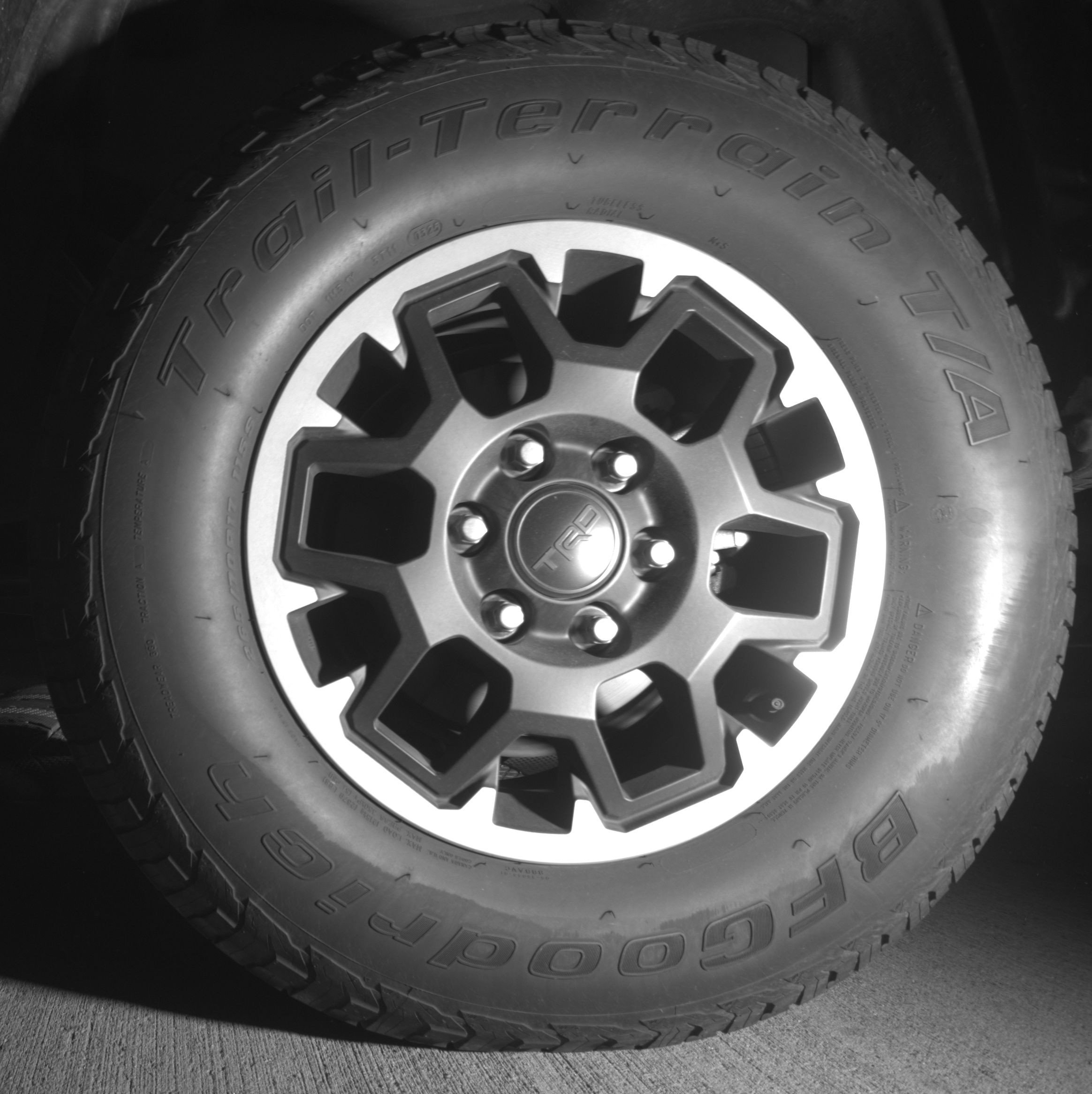 Thumbnail: 2025 Toyota Tacoma - 13