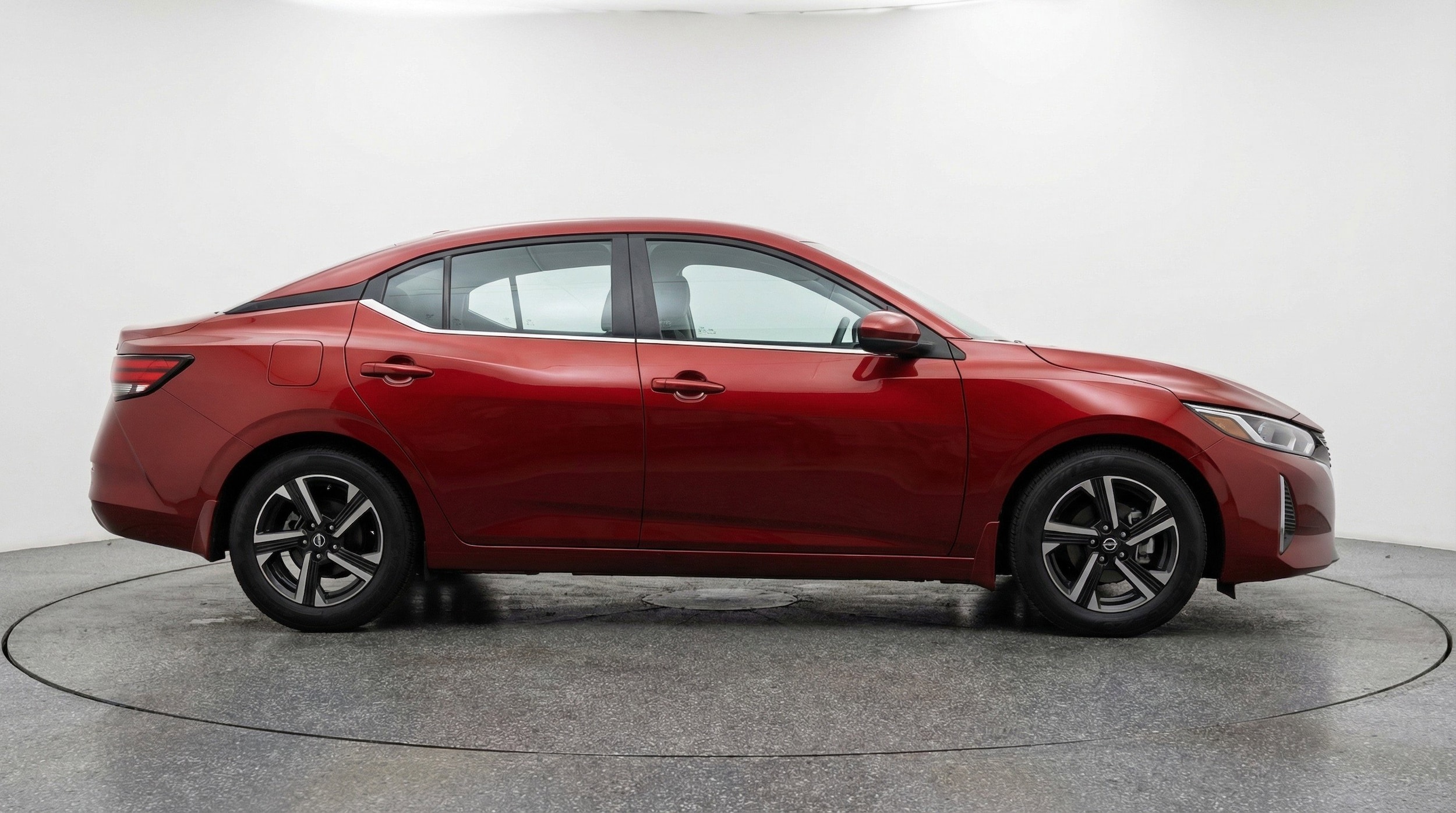 Thumbnail: 2025 Nissan Sentra - 9