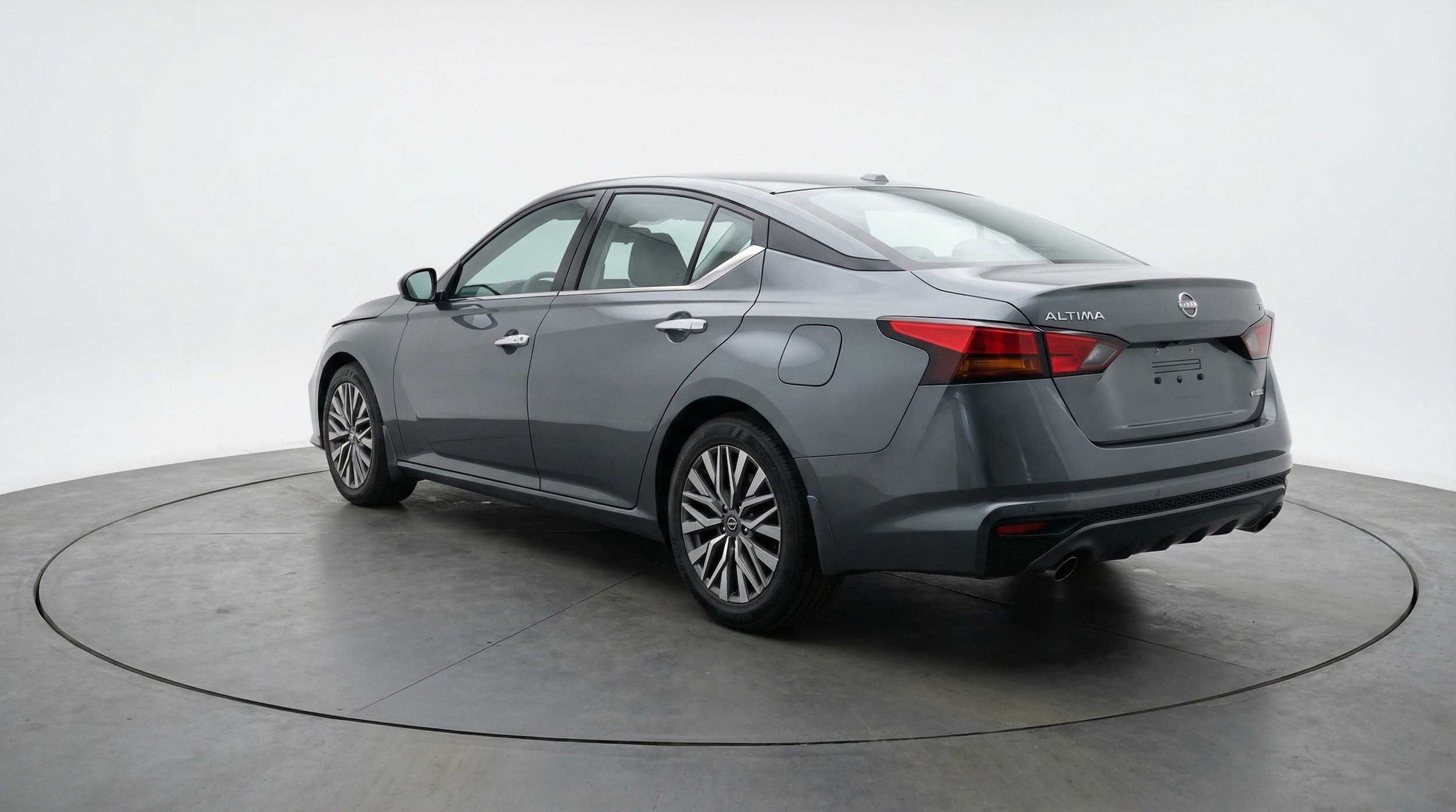 Thumbnail: 2025 Nissan Altima - 5