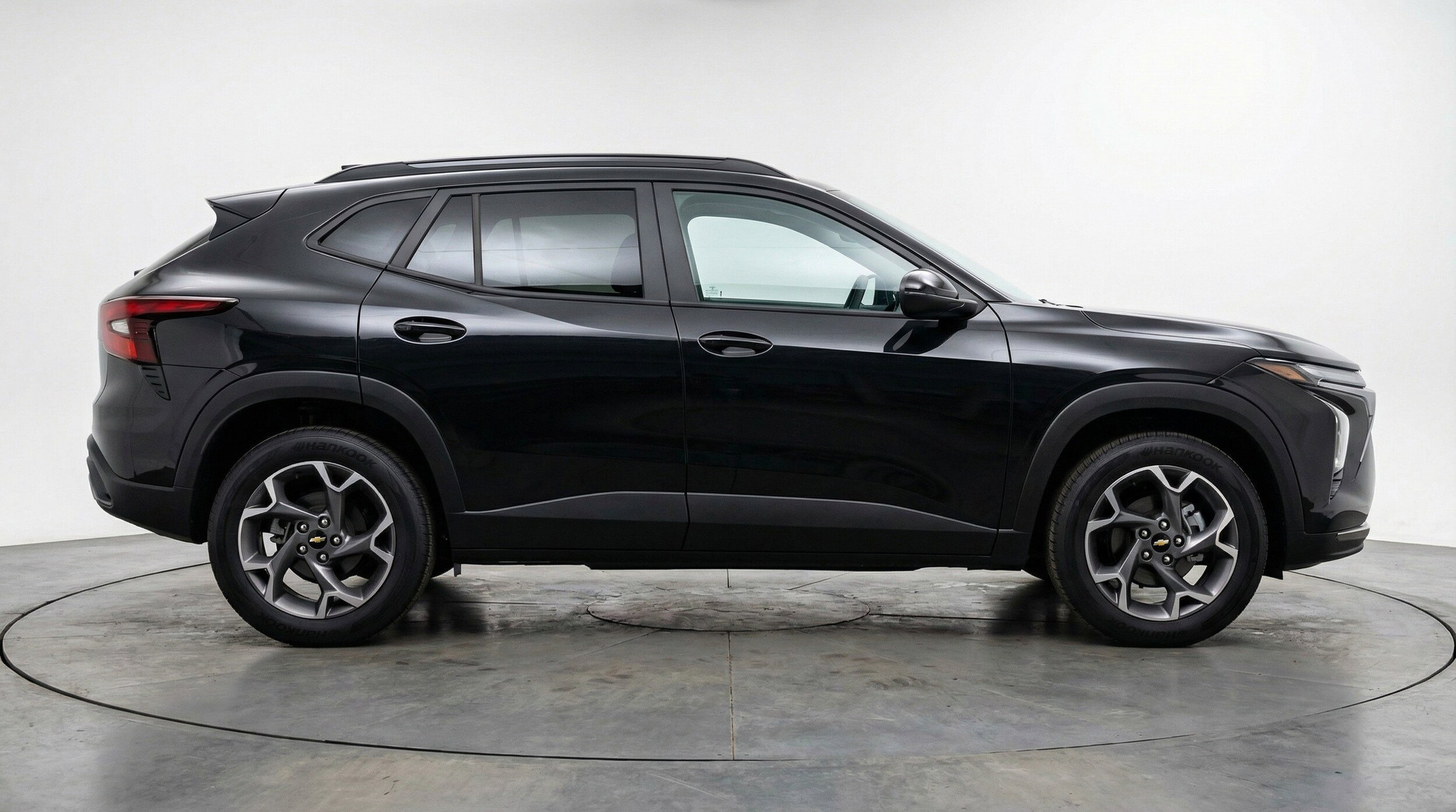 Thumbnail: 2025 Chevrolet Trax - 9