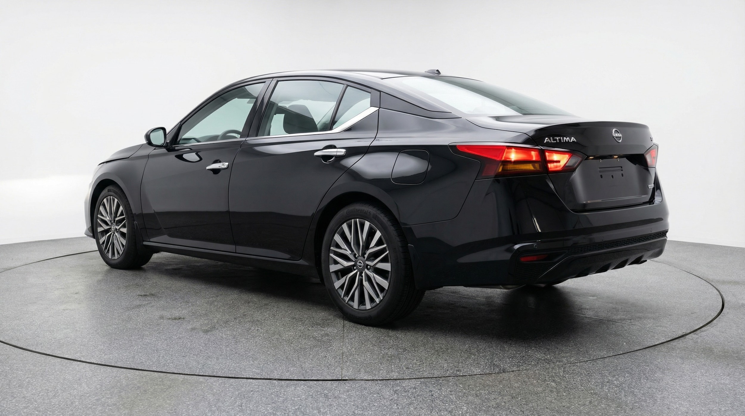 Thumbnail: 2025 Nissan Altima - 5