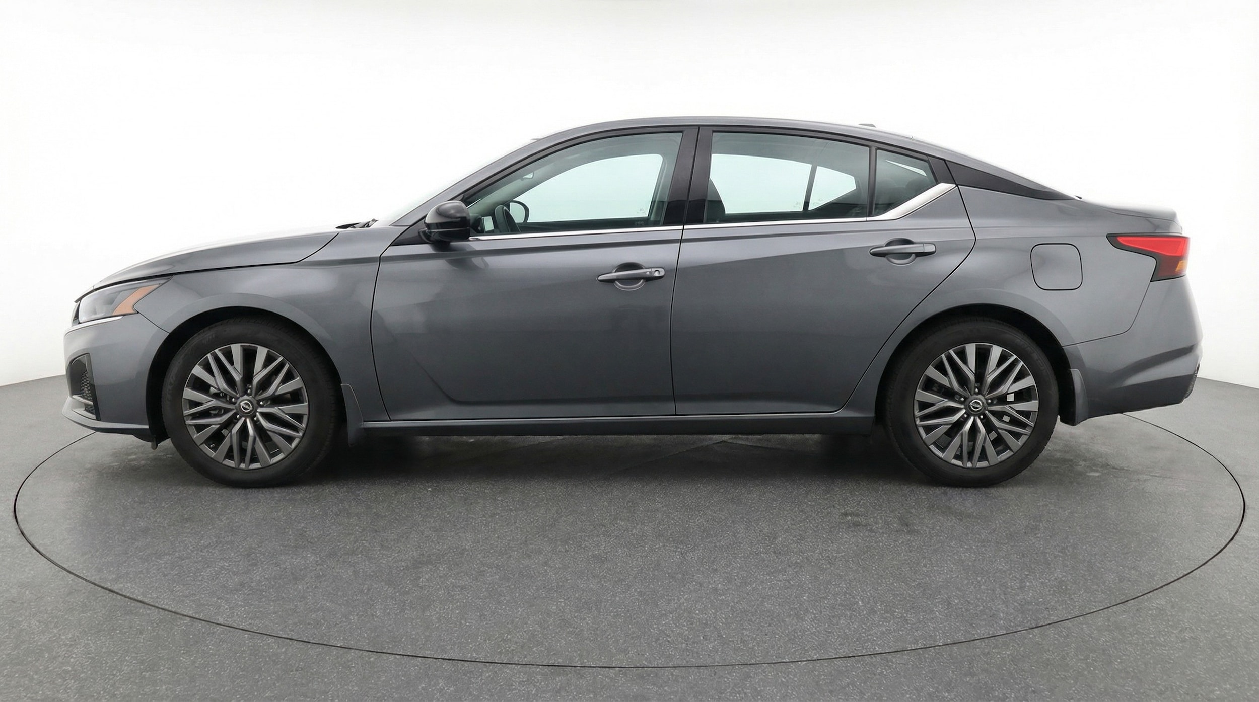 Thumbnail: 2025 Nissan Altima - 4