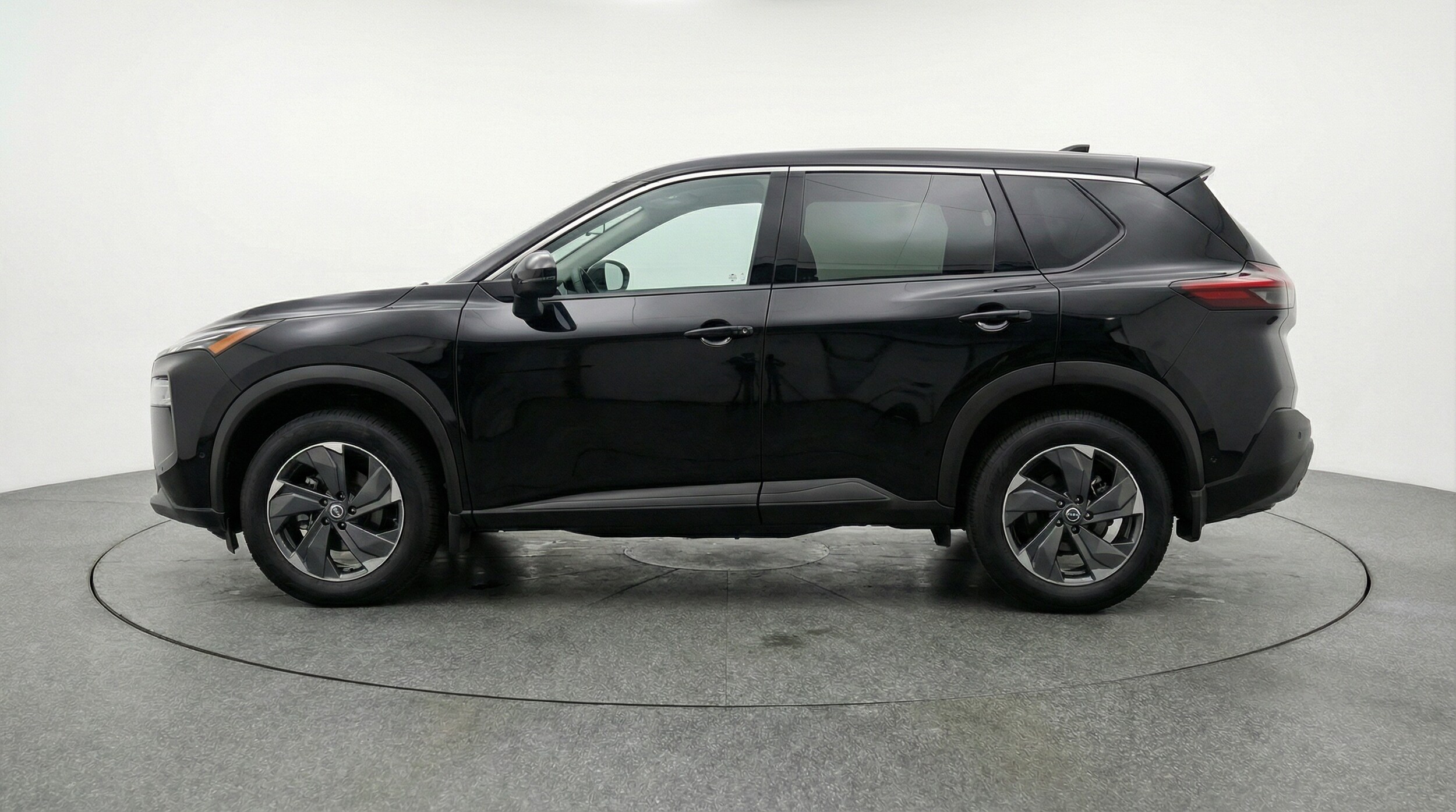 Thumbnail: 2025 Nissan Rogue - 4