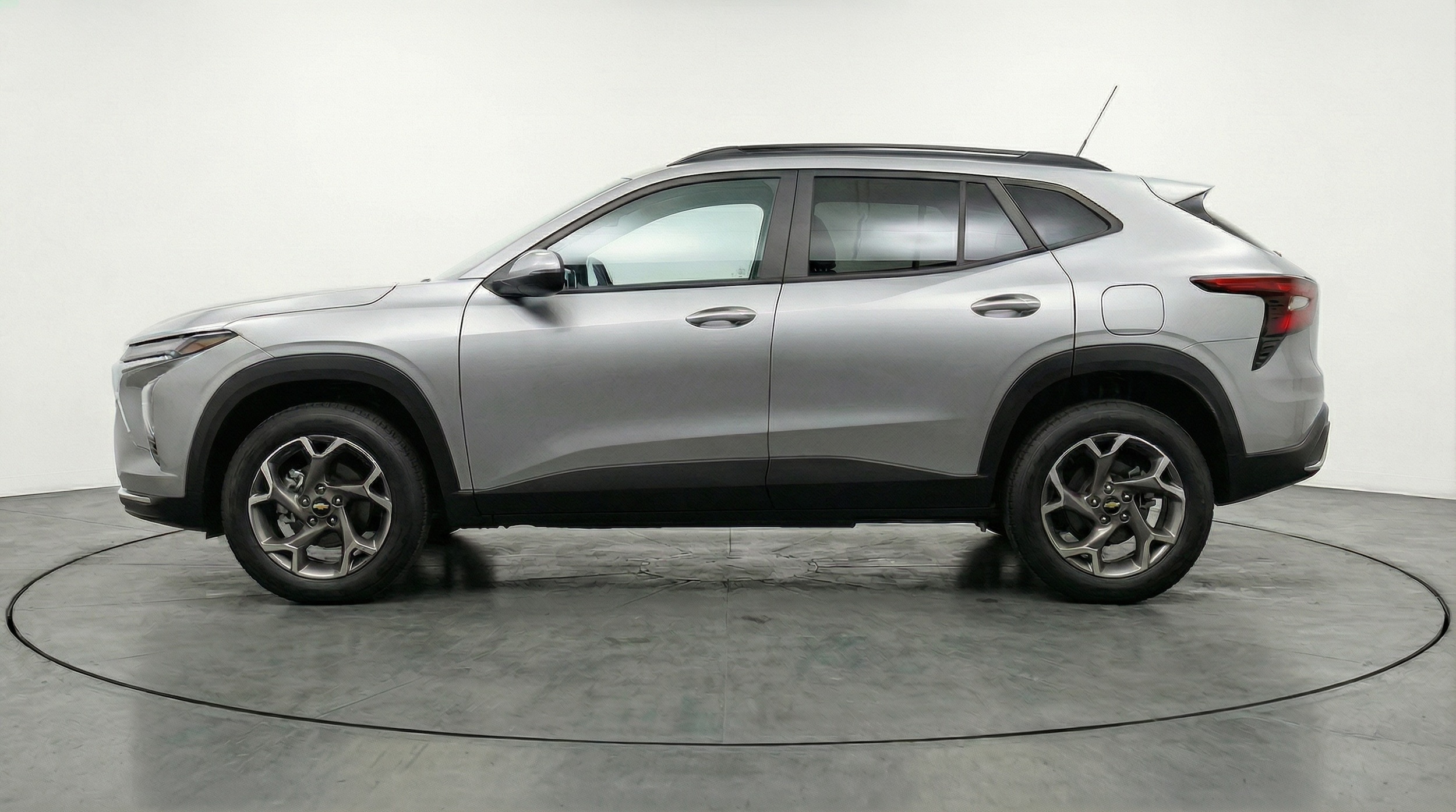 Thumbnail: 2025 Chevrolet Trax - 4