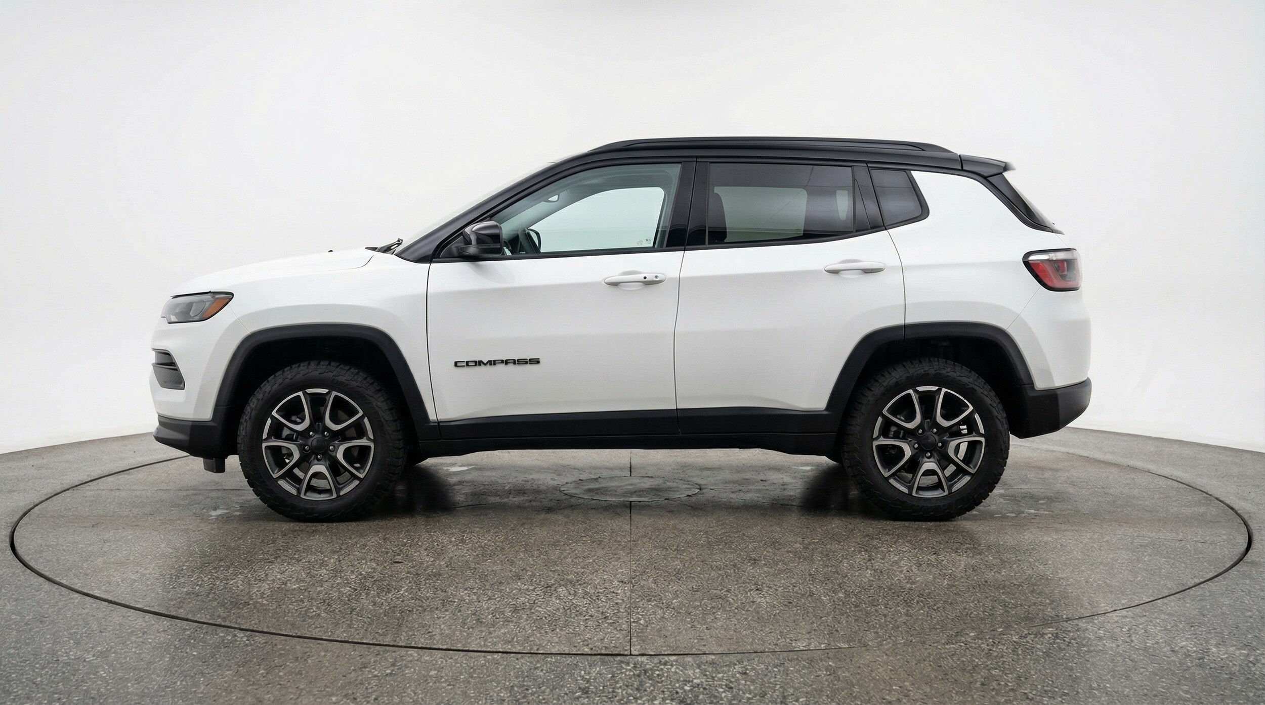Thumbnail: 2025 Jeep Compass - 4