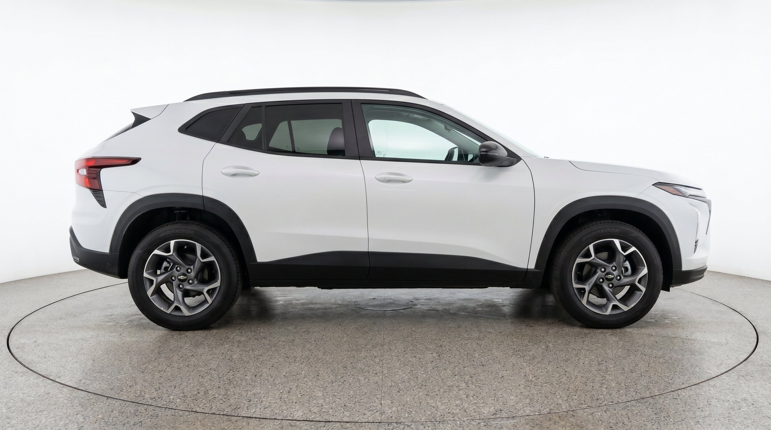 Thumbnail: 2025 Chevrolet Trax - 9
