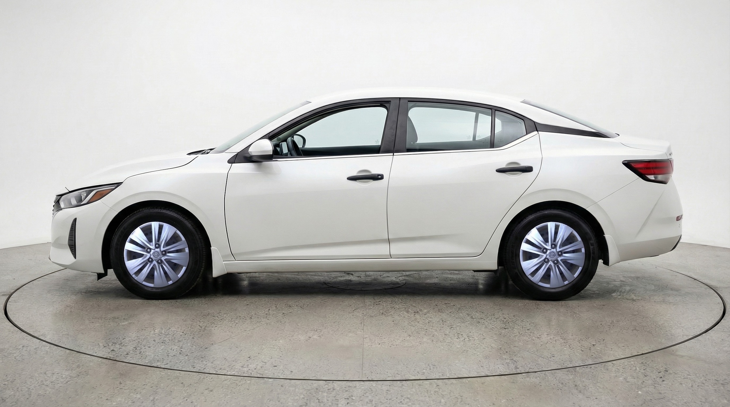 Thumbnail: 2025 Nissan Sentra - 4