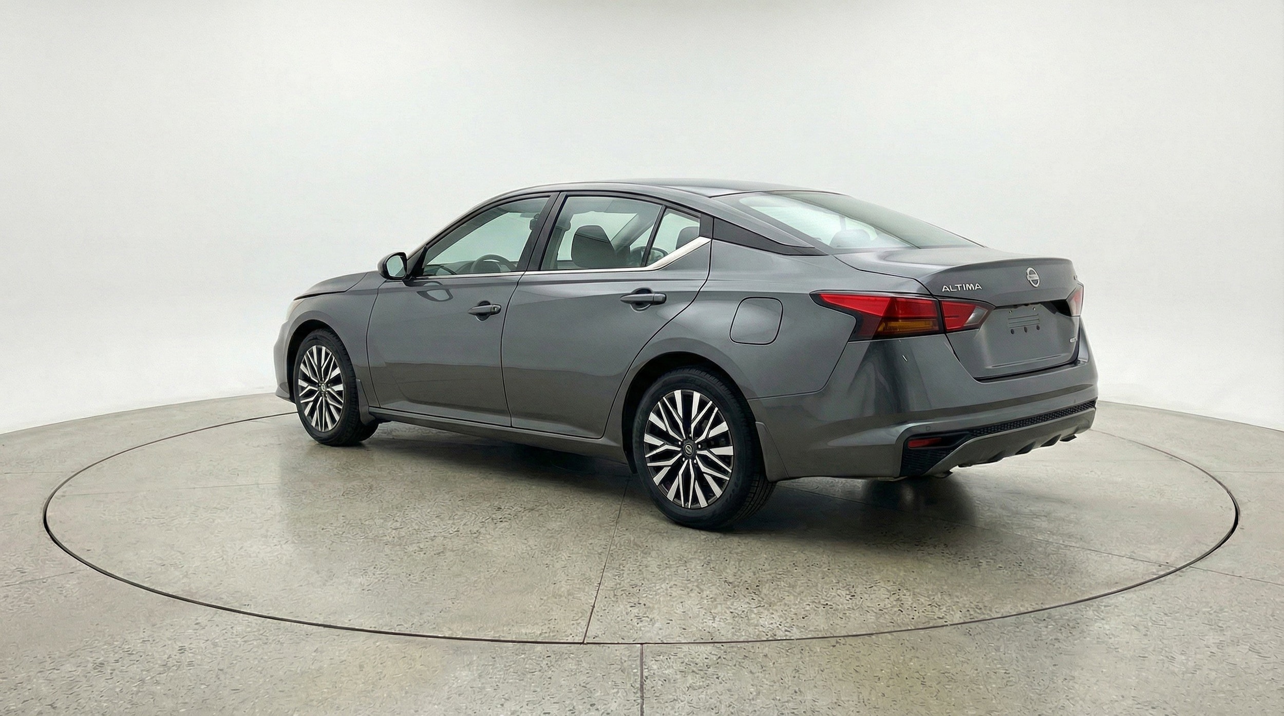 Thumbnail: 2025 Nissan Altima - 5