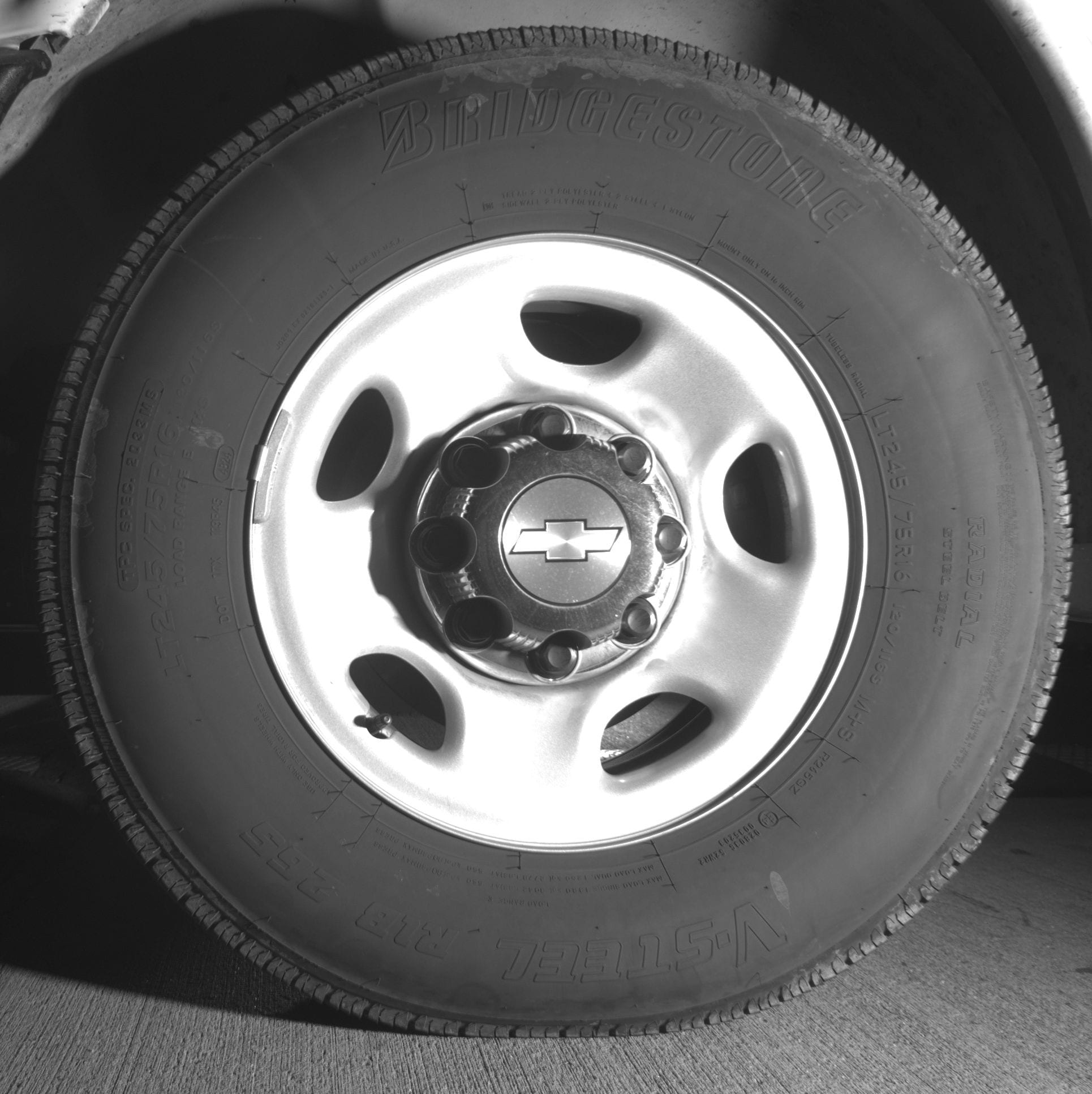 Thumbnail: 2025 Chevrolet Express - 9