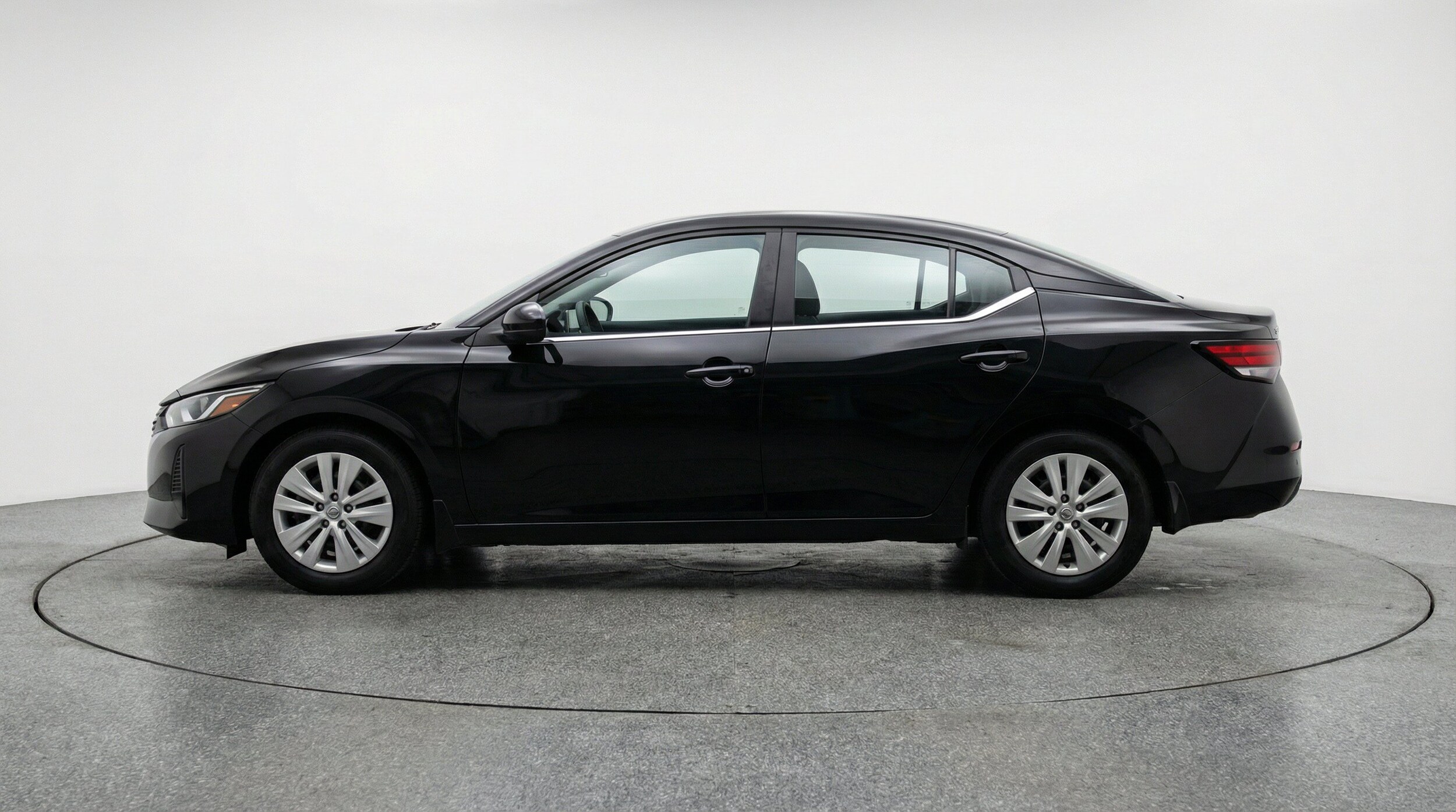 Thumbnail: 2025 Nissan Sentra - 5
