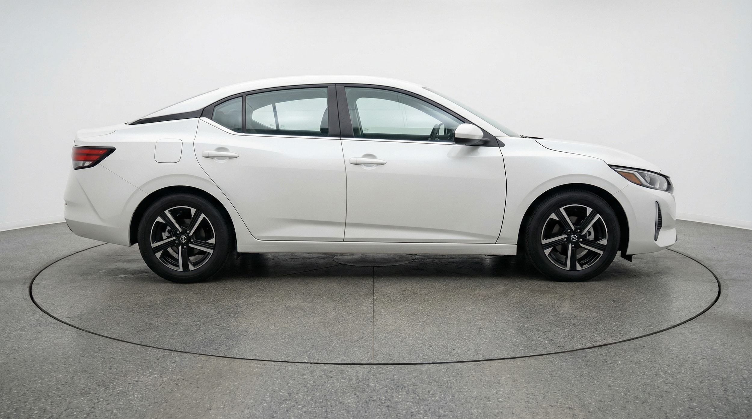 Thumbnail: 2025 Nissan Sentra - 8