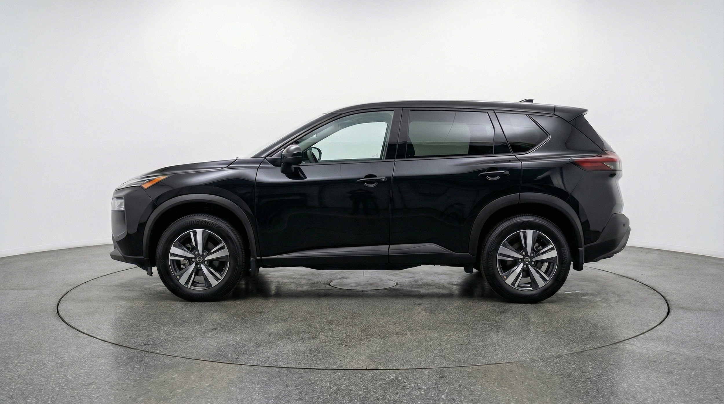Thumbnail: 2026 Nissan Rogue - 3