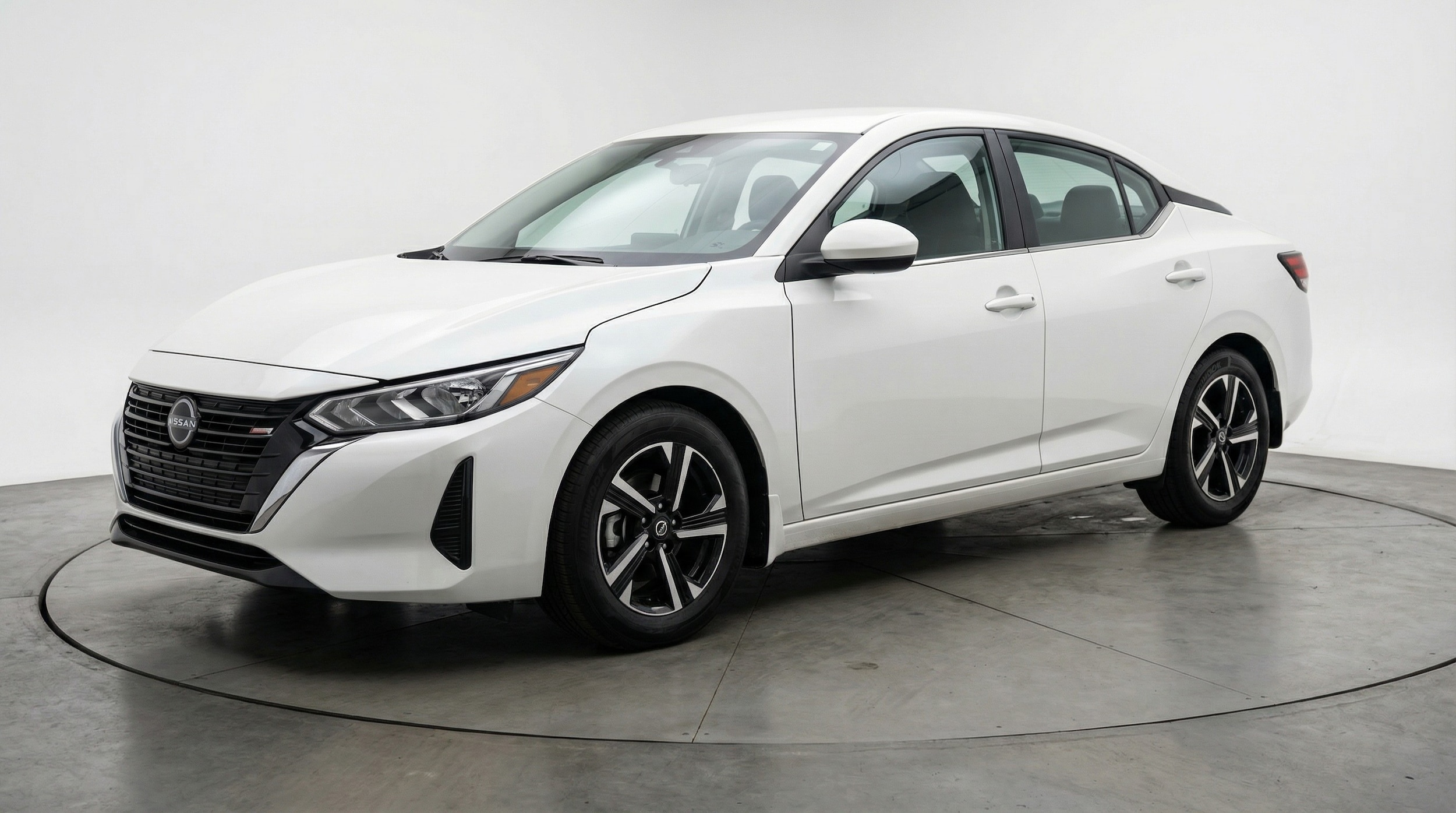 Thumbnail: 2025 Nissan Sentra - 3