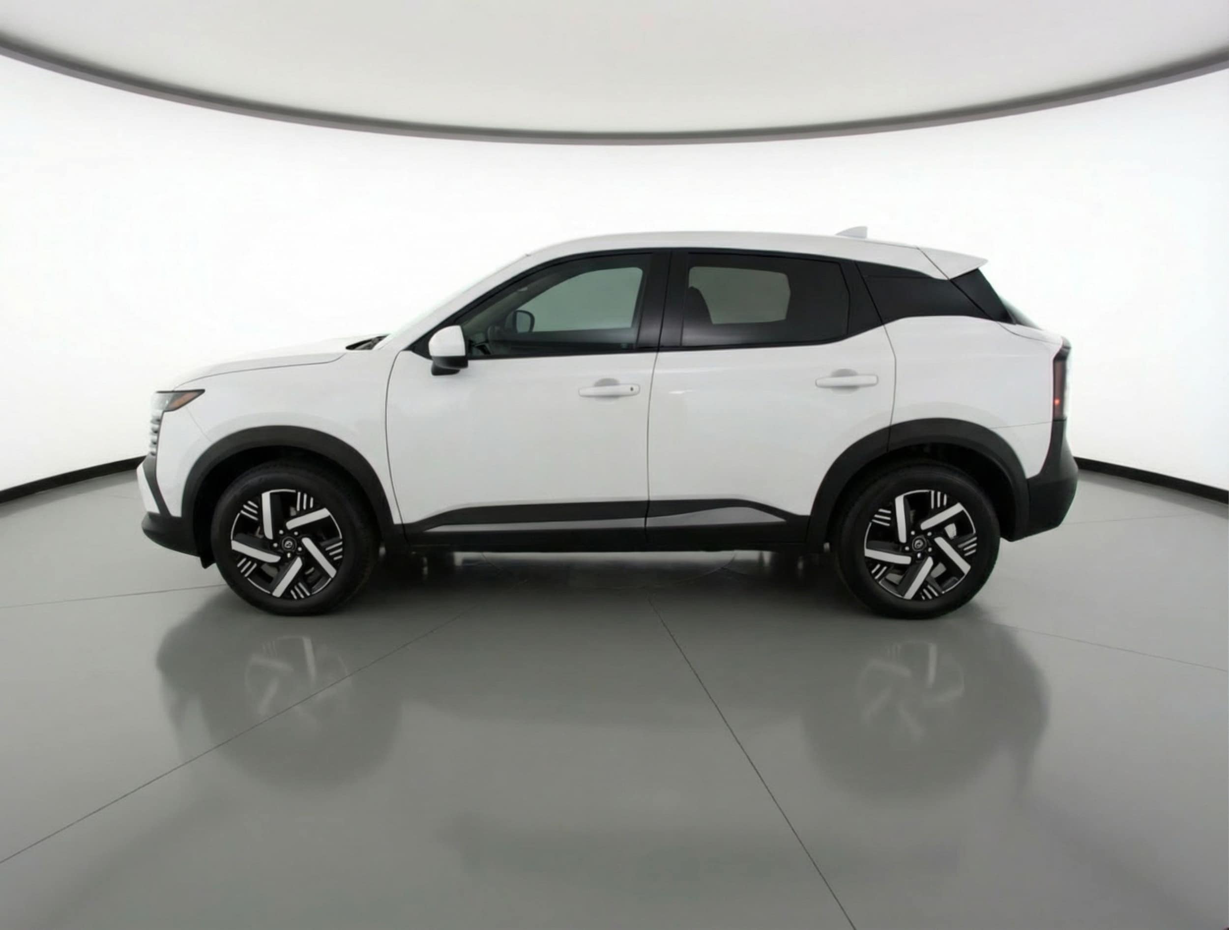 Thumbnail: 2025 Nissan Kicks - 4