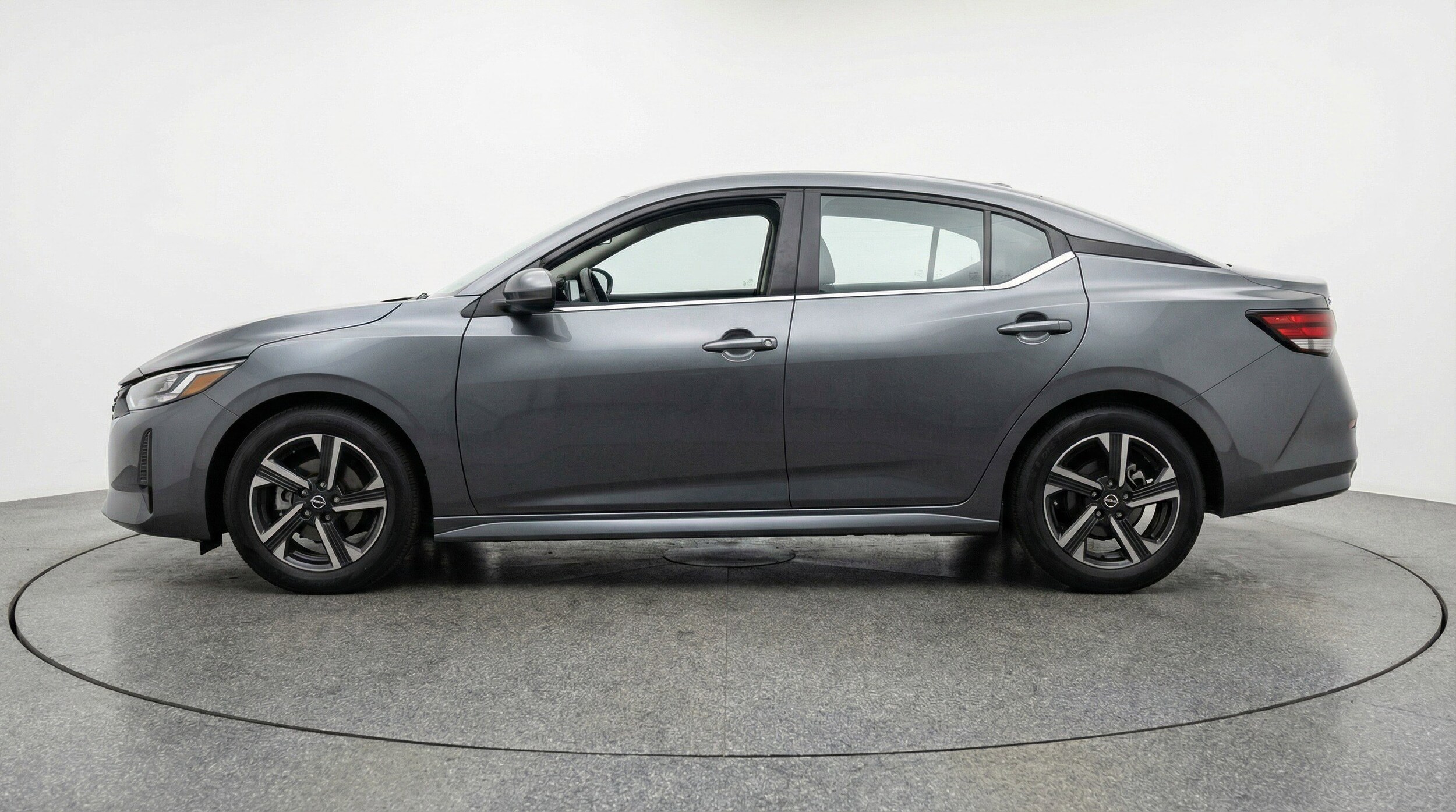 Thumbnail: 2025 Nissan Sentra - 3