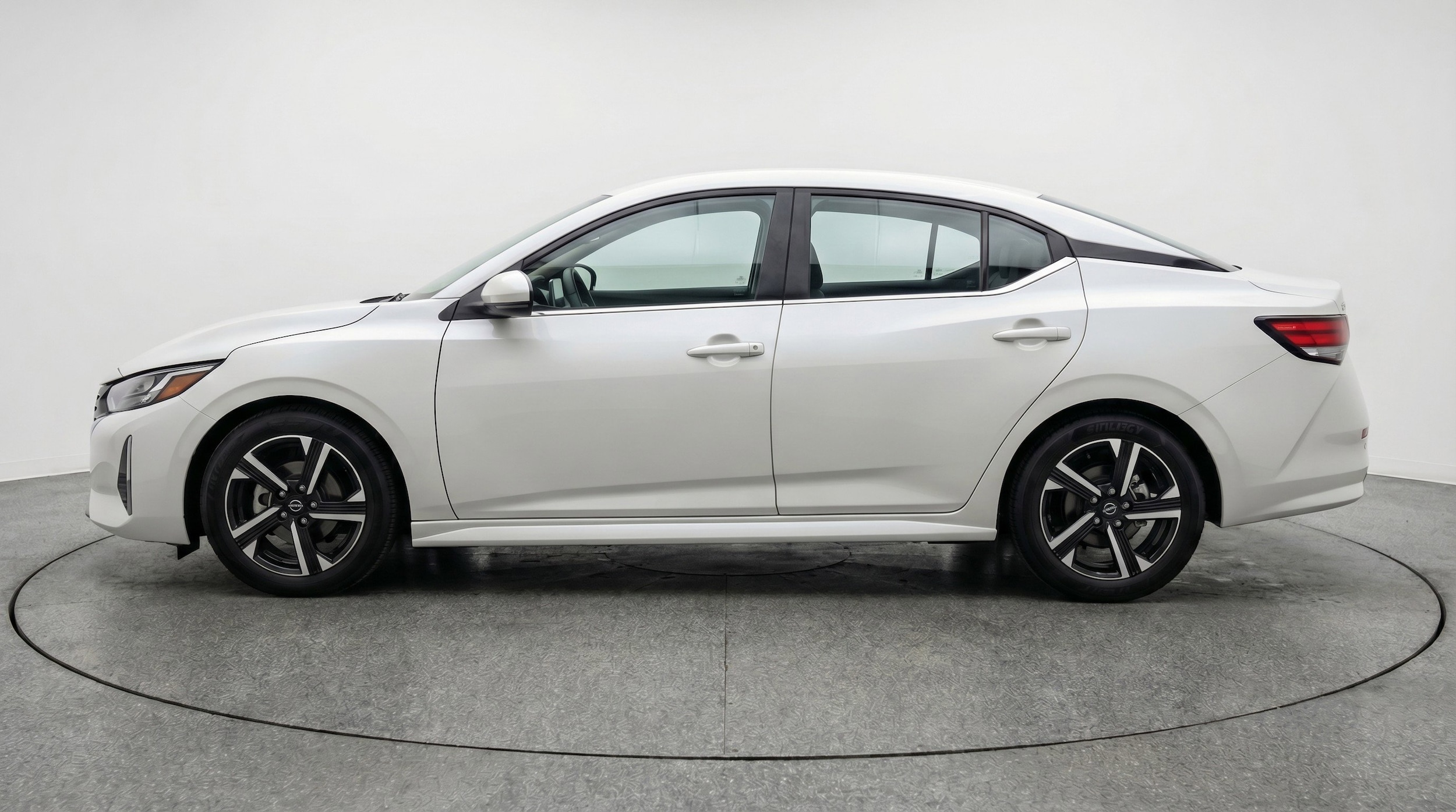 Thumbnail: 2025 Nissan Sentra - 3