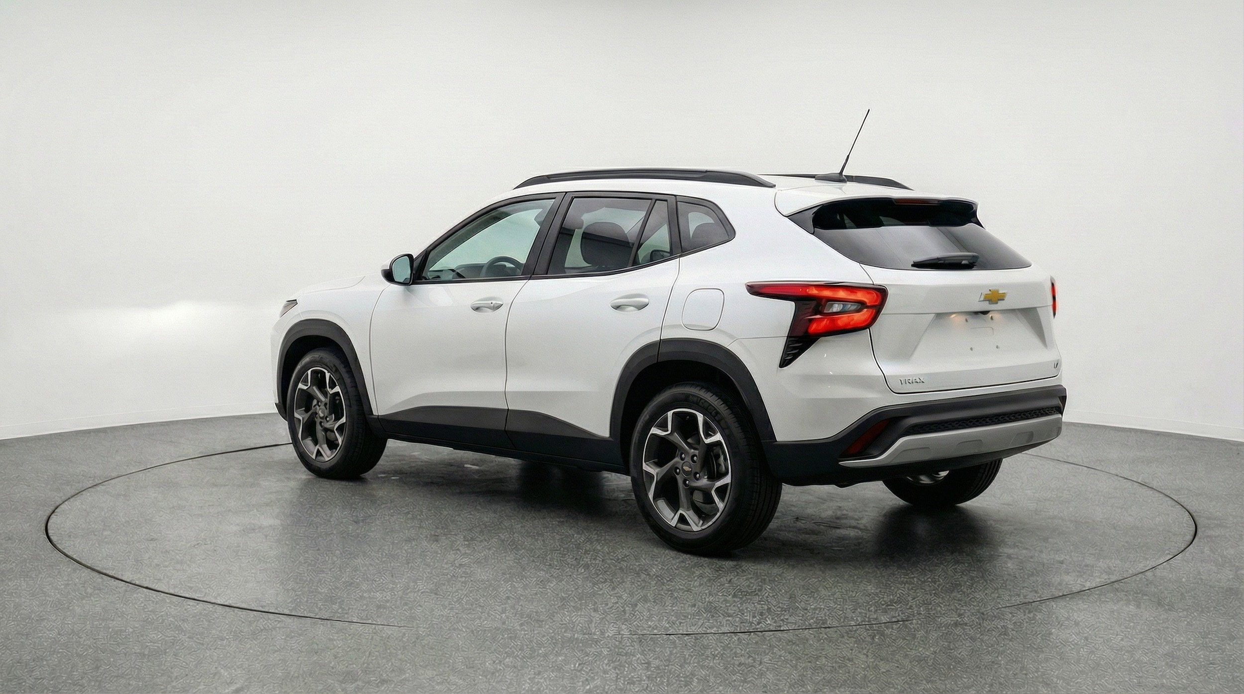 Thumbnail: 2025 Chevrolet Trax - 5