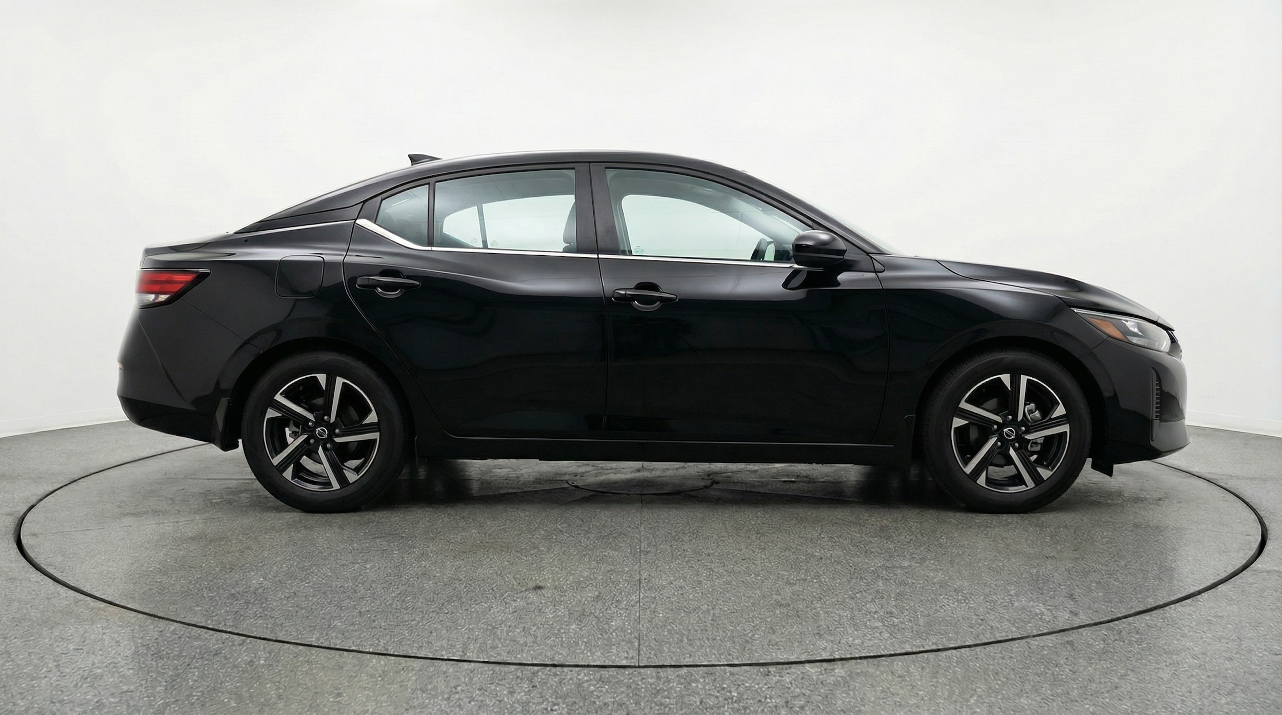 Thumbnail: 2025 Nissan Sentra - 8