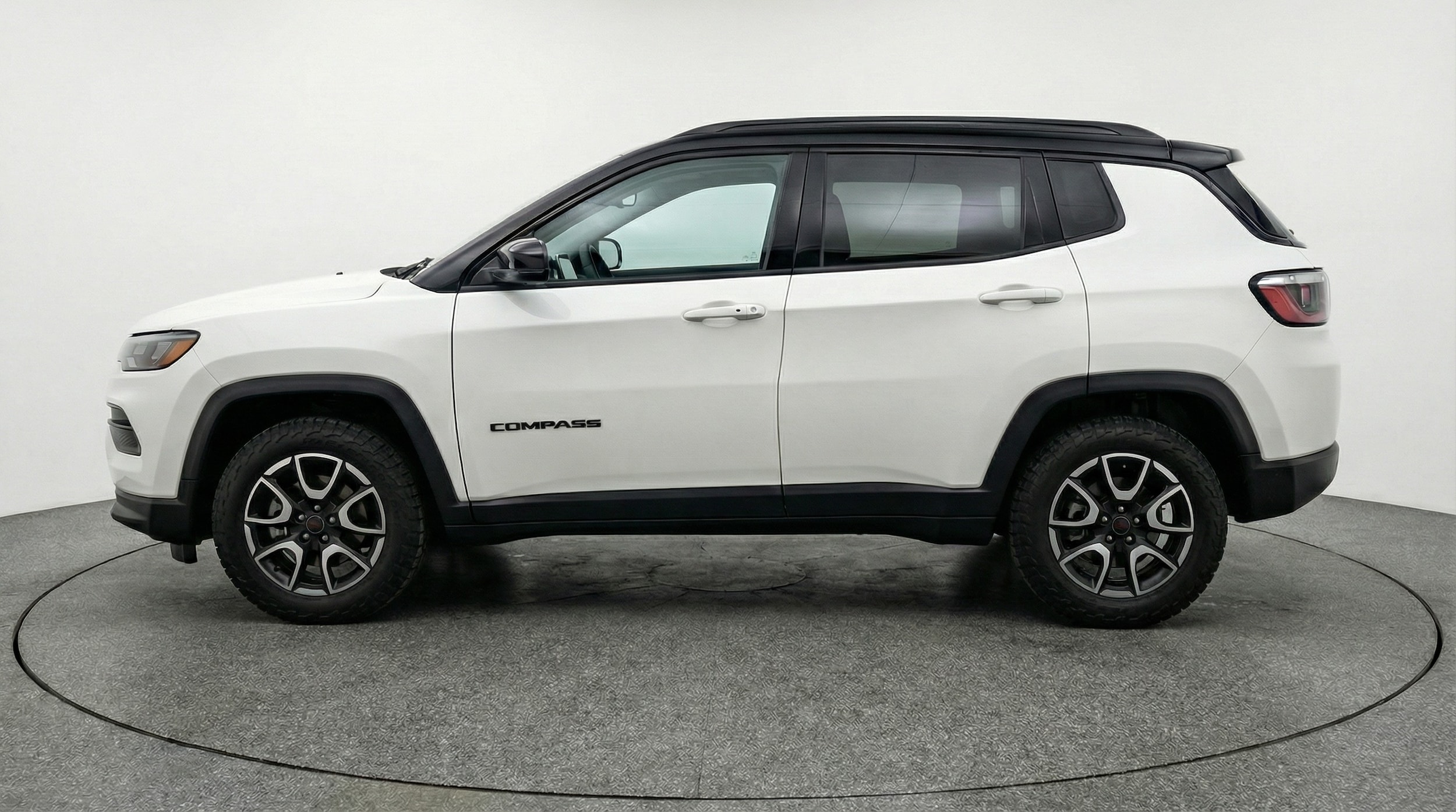 Thumbnail: 2025 Jeep Compass - 4
