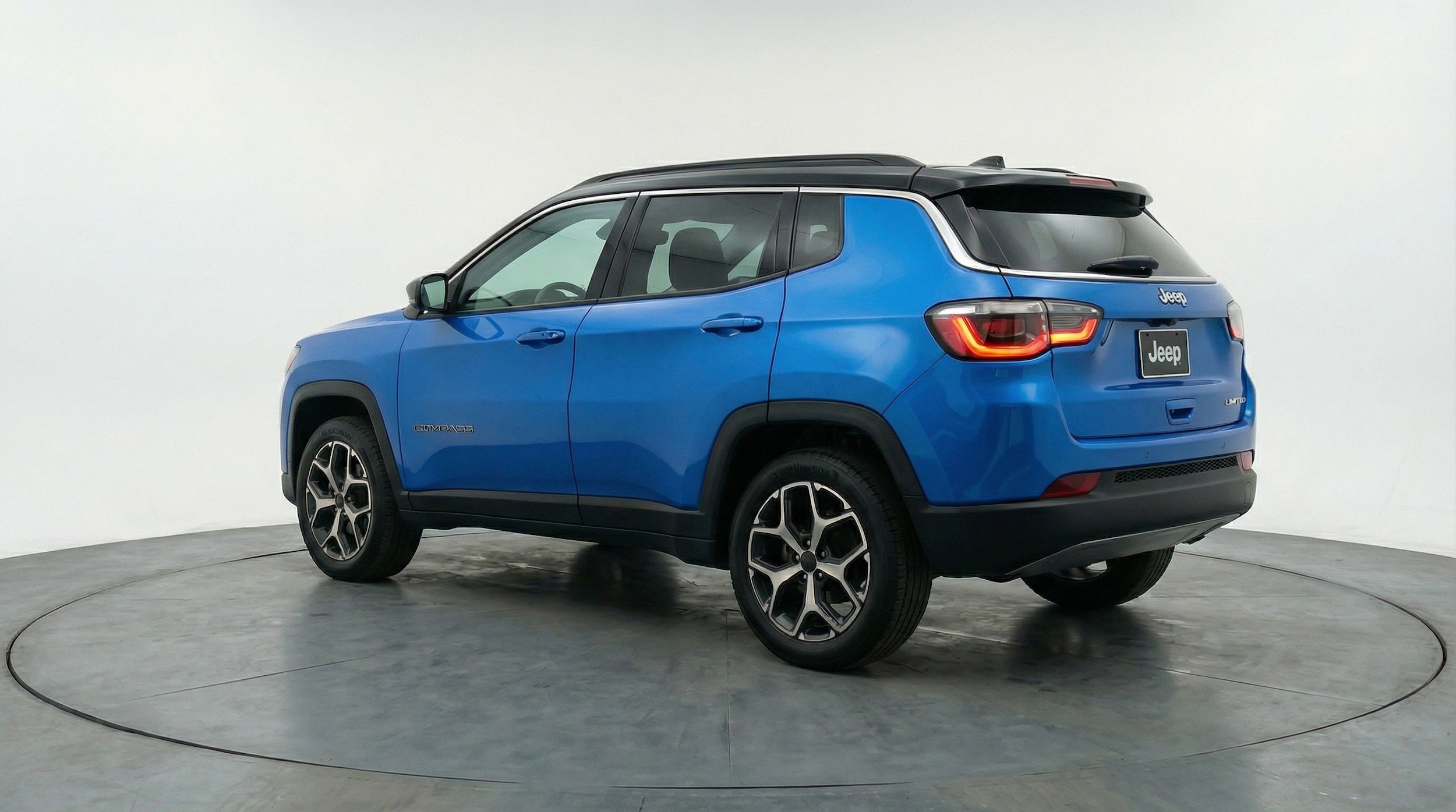 Thumbnail: 2025 Jeep Compass - 5