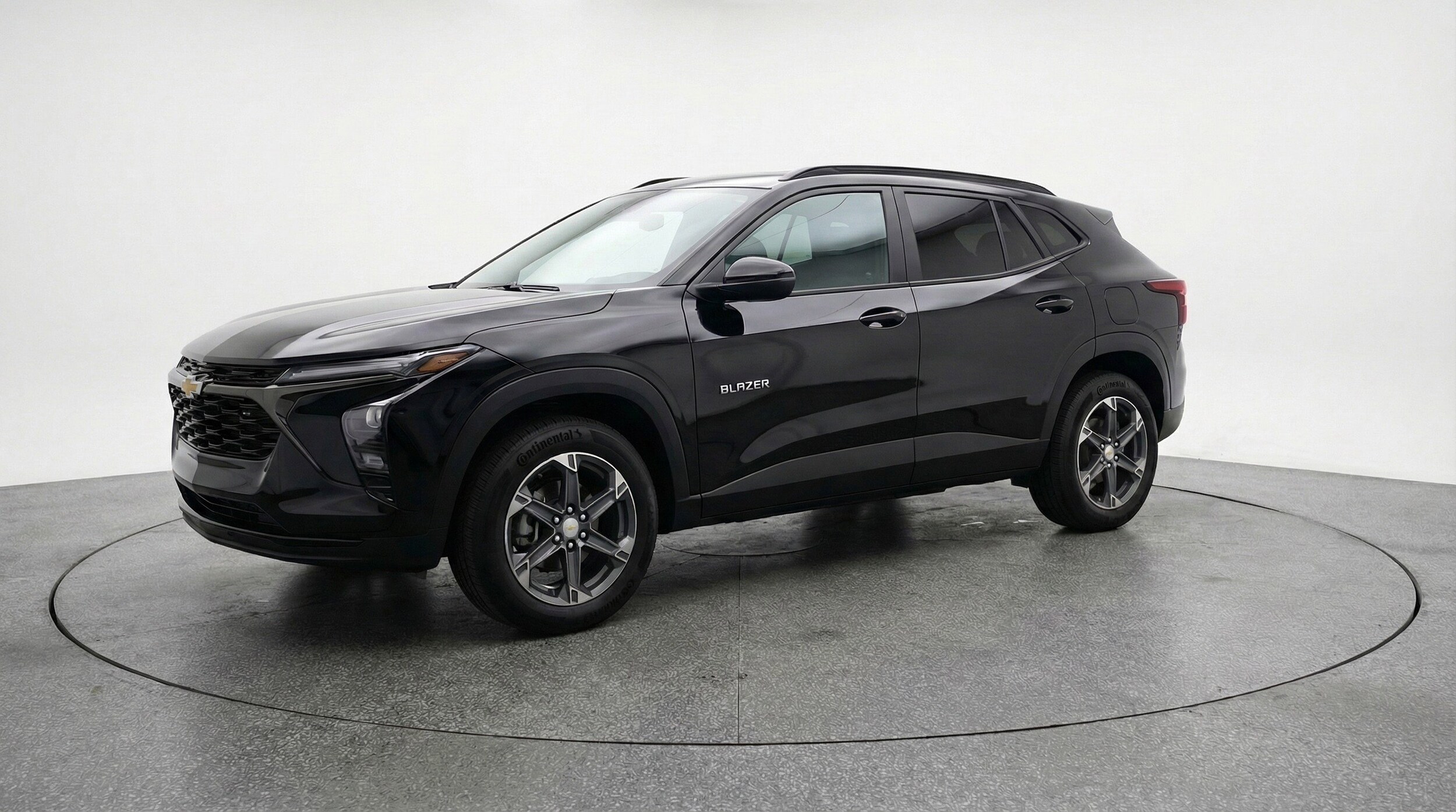 Thumbnail: 2025 Chevrolet Blazer - 2