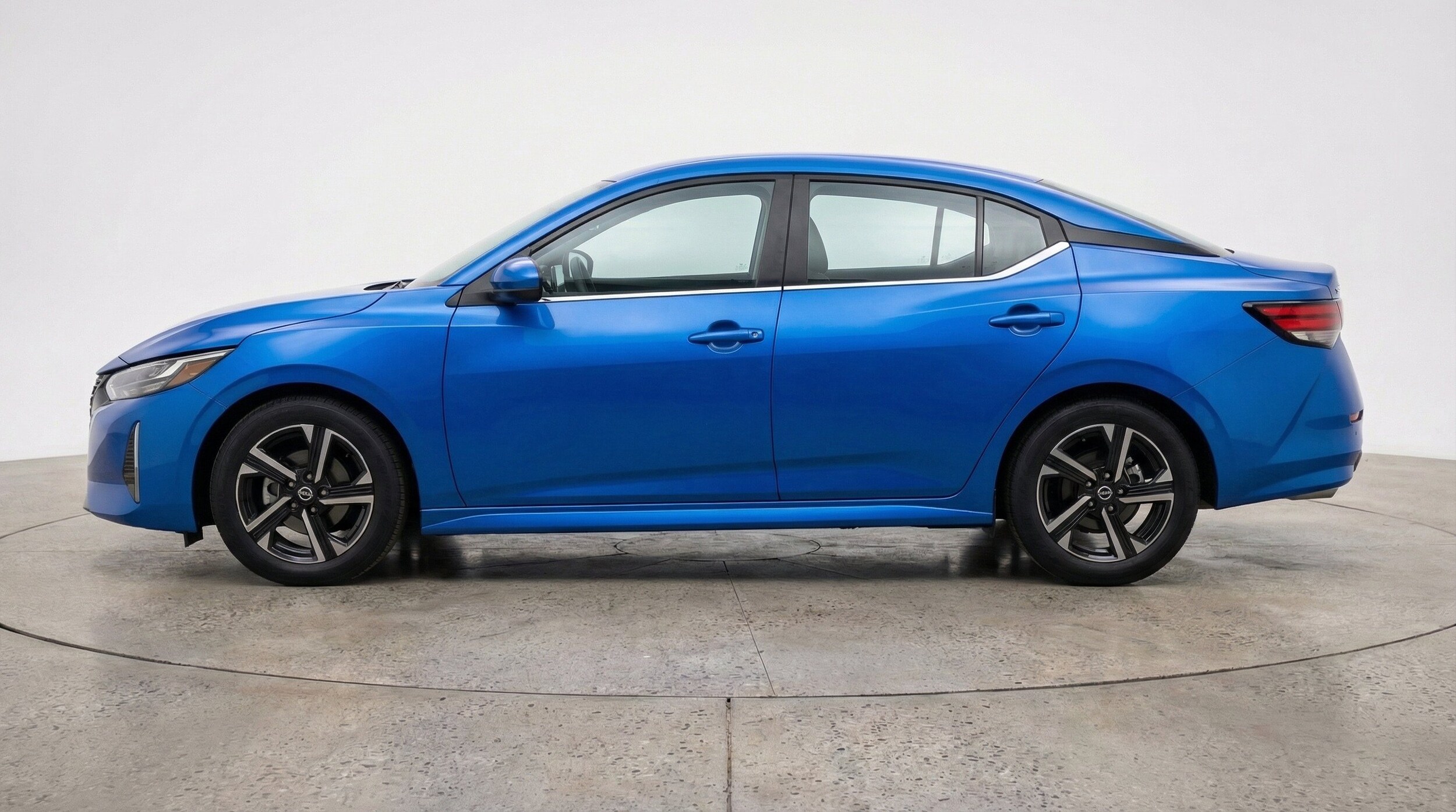 Thumbnail: 2025 Nissan Sentra - 3