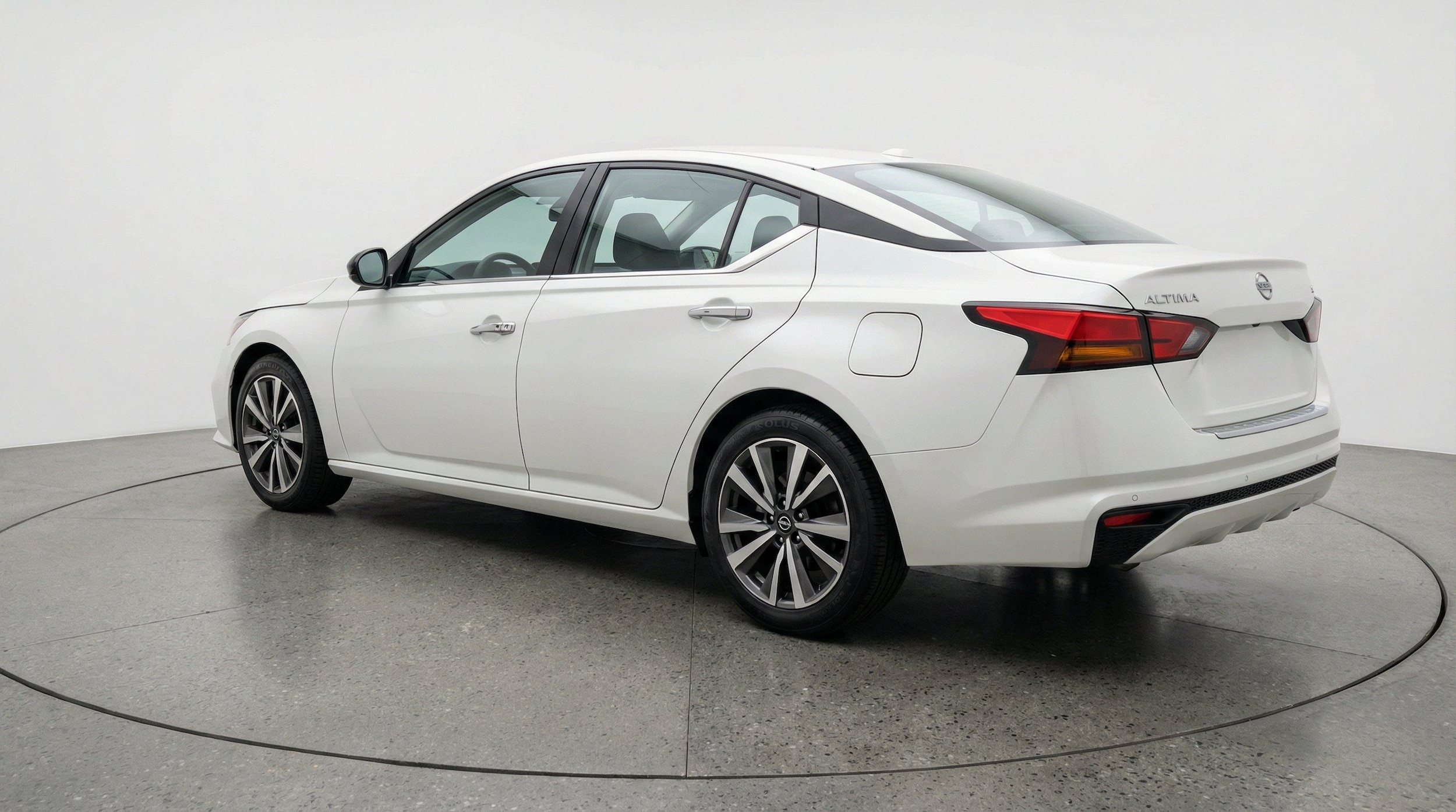 Thumbnail: 2025 Nissan Altima - 5
