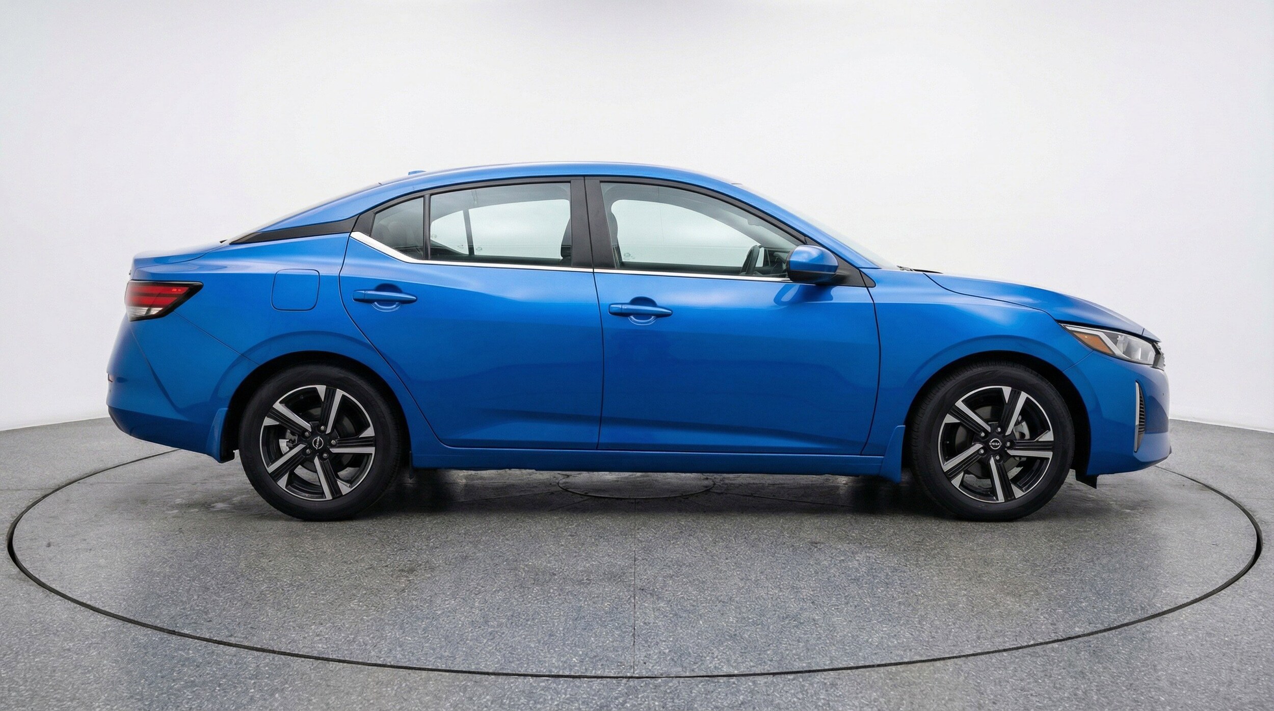 Thumbnail: 2025 Nissan Sentra - 9