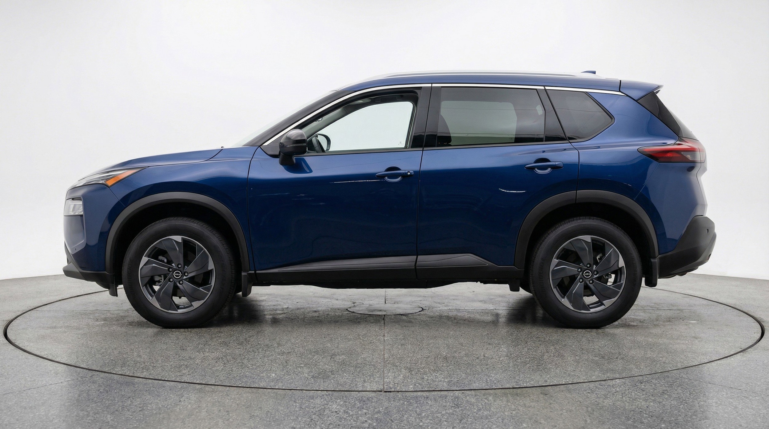 Thumbnail: 2025 Nissan Rogue - 3