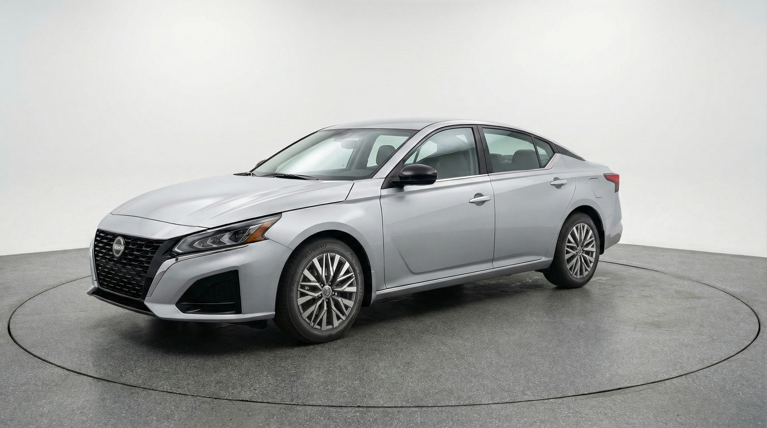 Thumbnail: 2025 Nissan Altima - 3