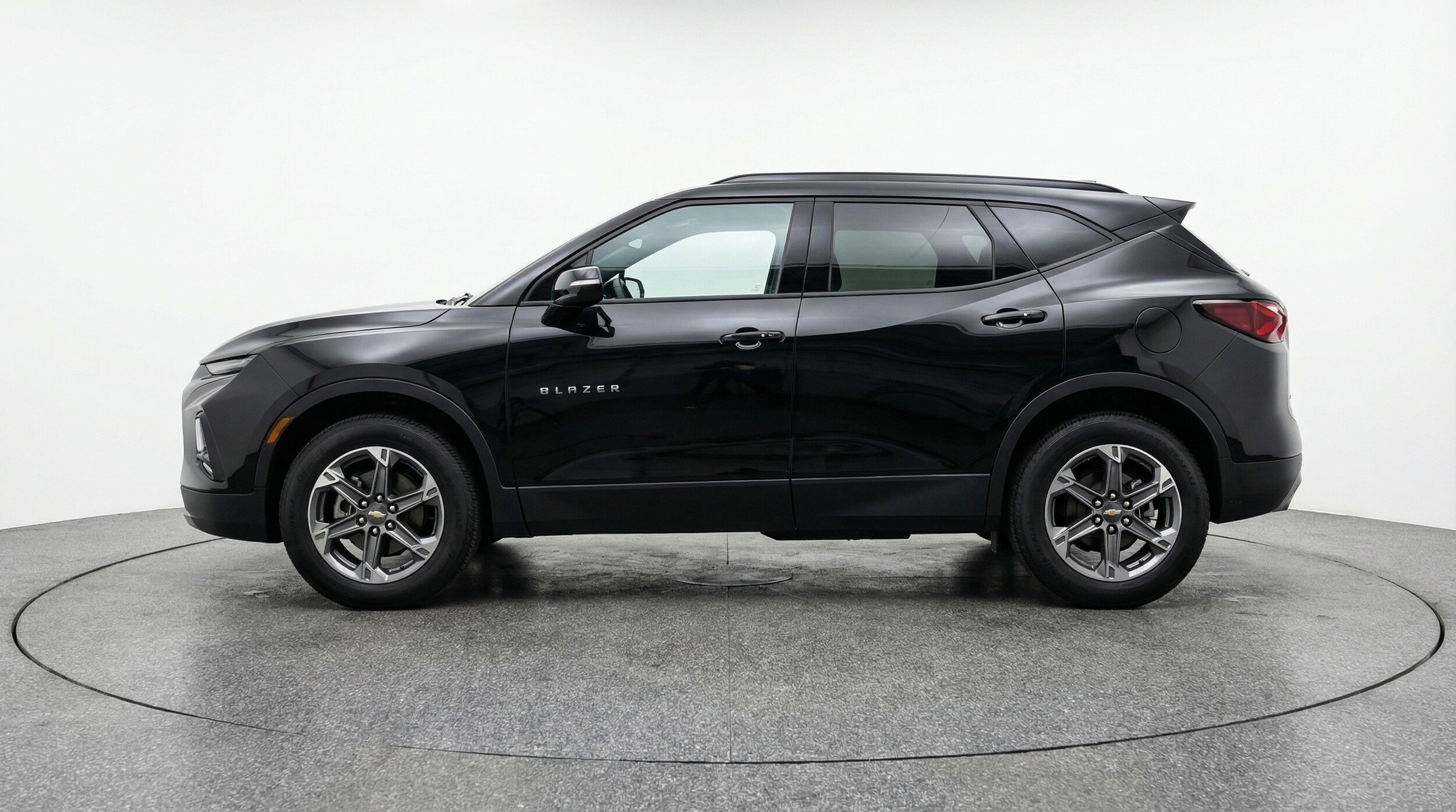 Thumbnail: 2025 Chevrolet Blazer - 3