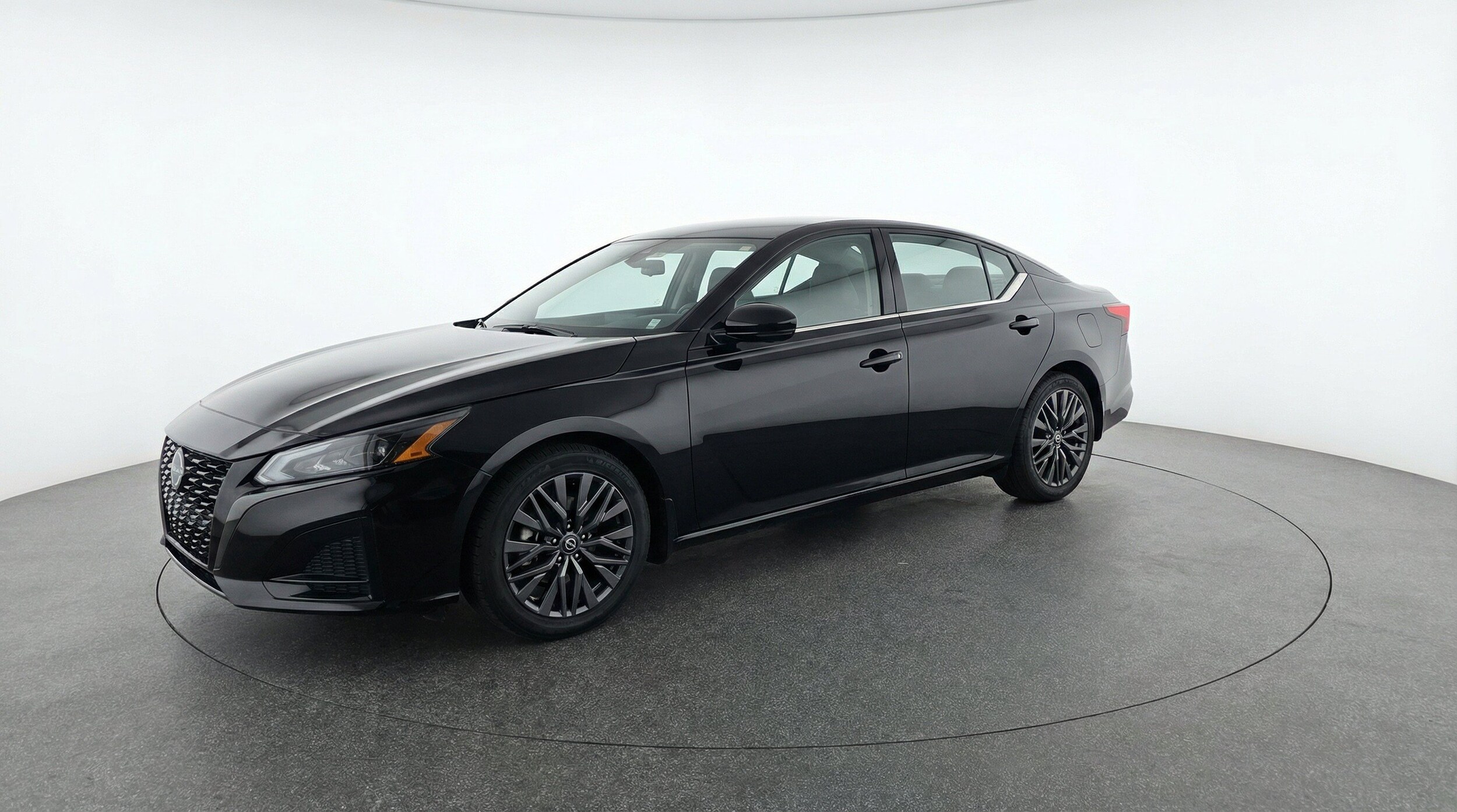 Thumbnail: 2025 Nissan Altima - 3