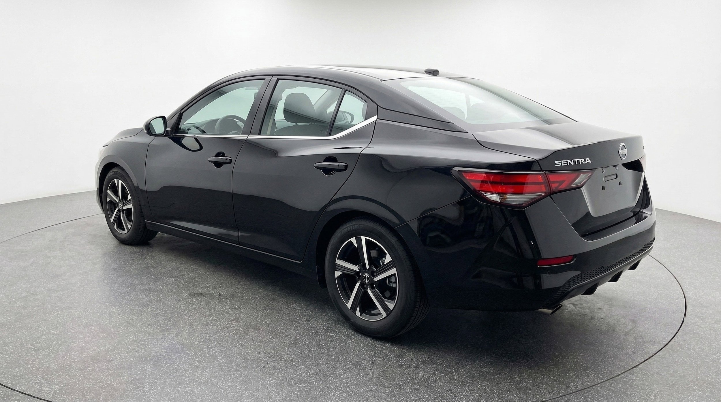 Thumbnail: 2025 Nissan Sentra - 5