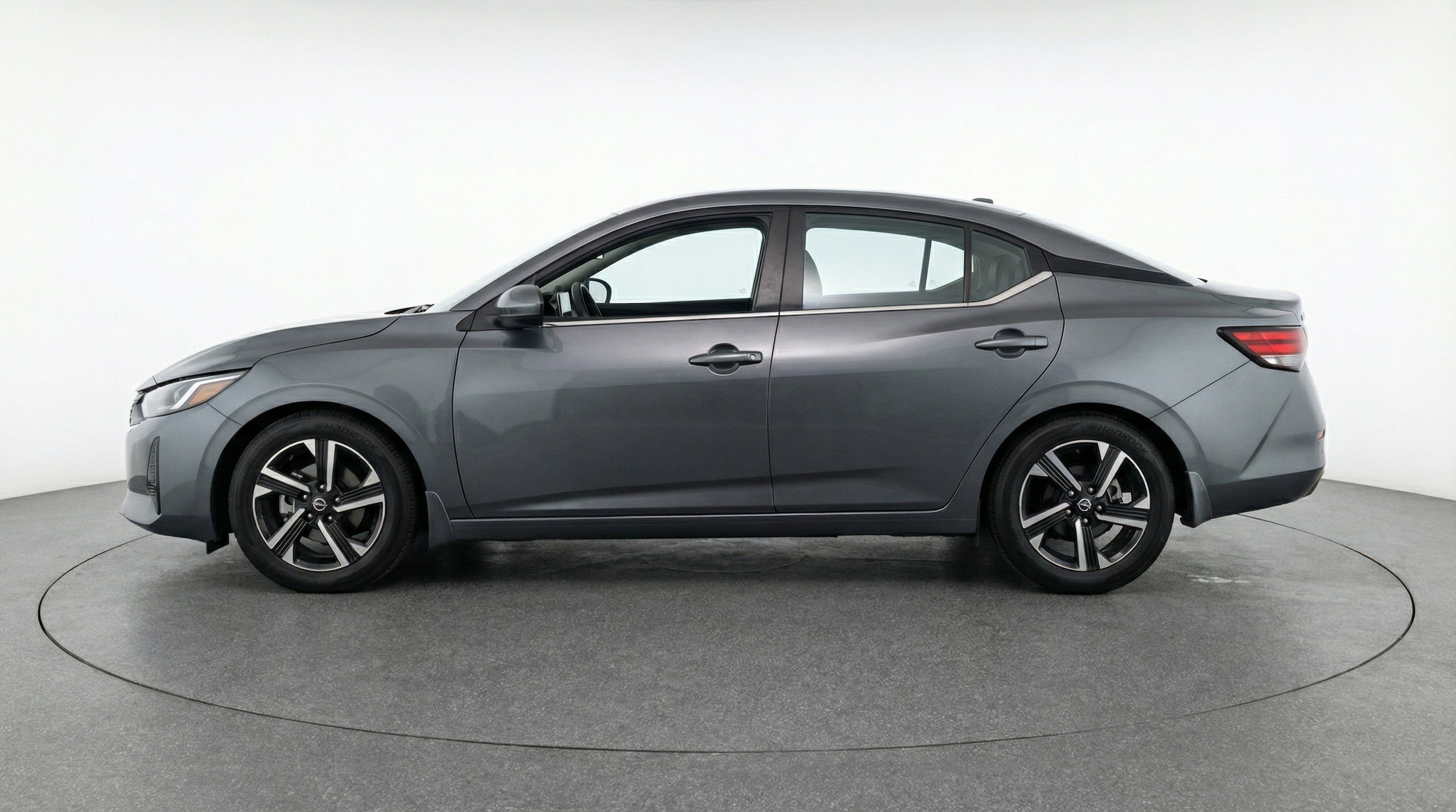 Thumbnail: 2025 Nissan Sentra - 5