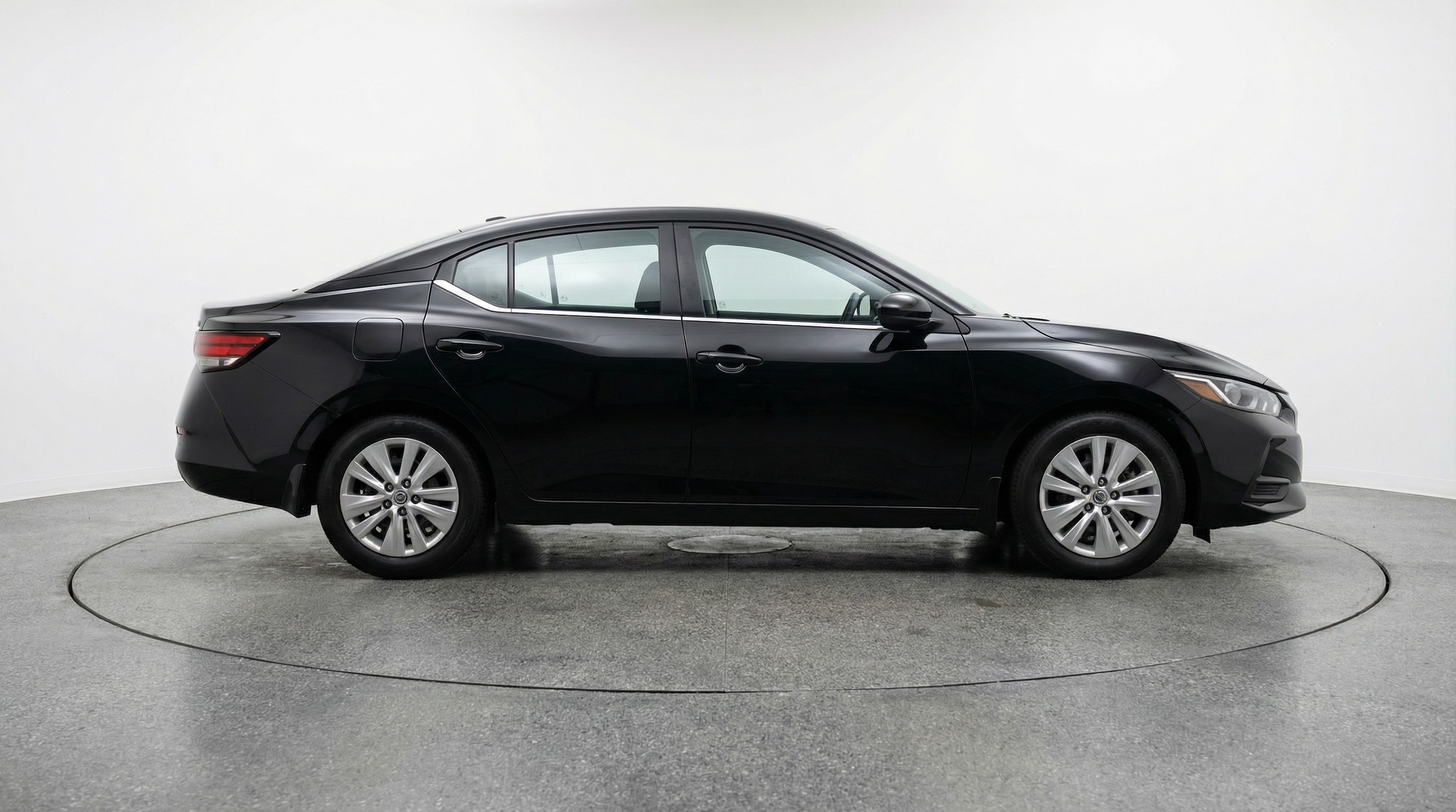 Thumbnail: 2025 Nissan Sentra - 8