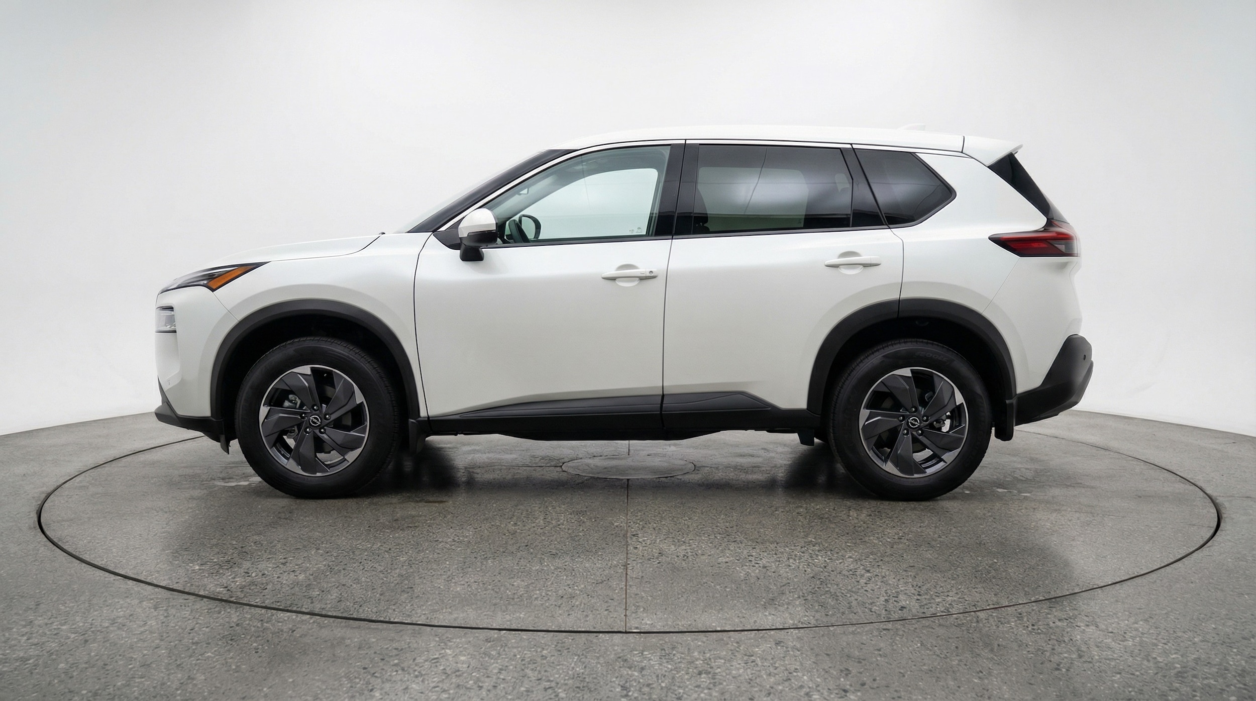 Thumbnail: 2025 Nissan Rogue - 4