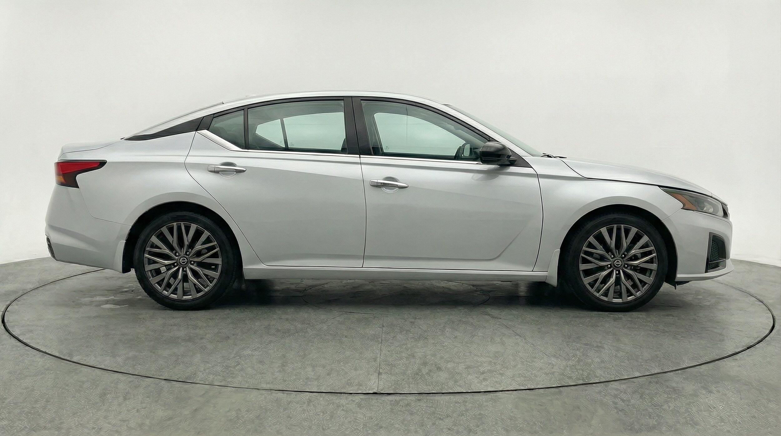 Thumbnail: 2025 Nissan Altima - 11
